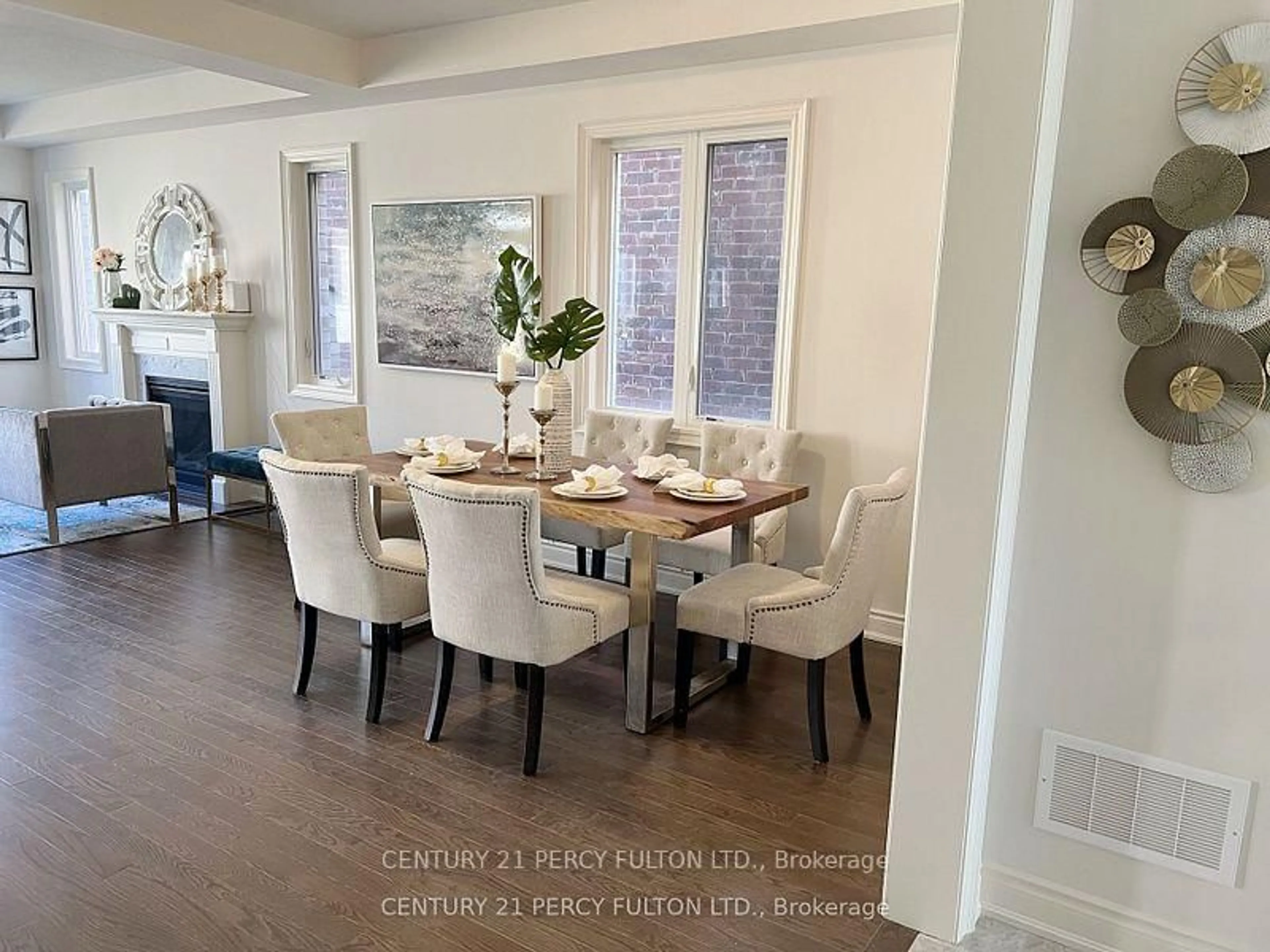 Dining room, unknown for 178 Fallharvest Way, Whitchurch-Stouffville Ontario L4A 4W3