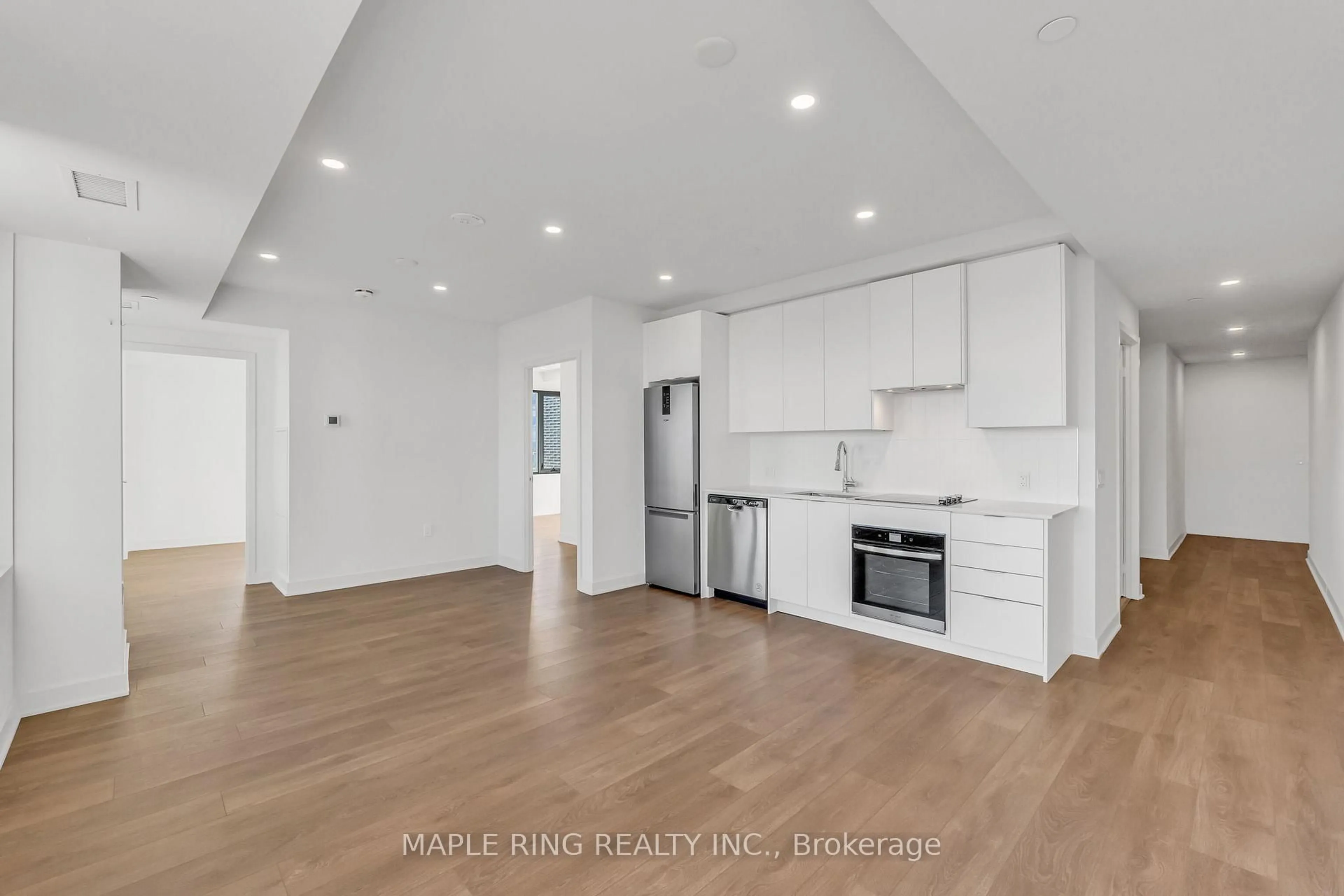 Open concept kitchen, unknown for 2920 Highway 7 Rd #1711, Vaughan Ontario L4K 0P4