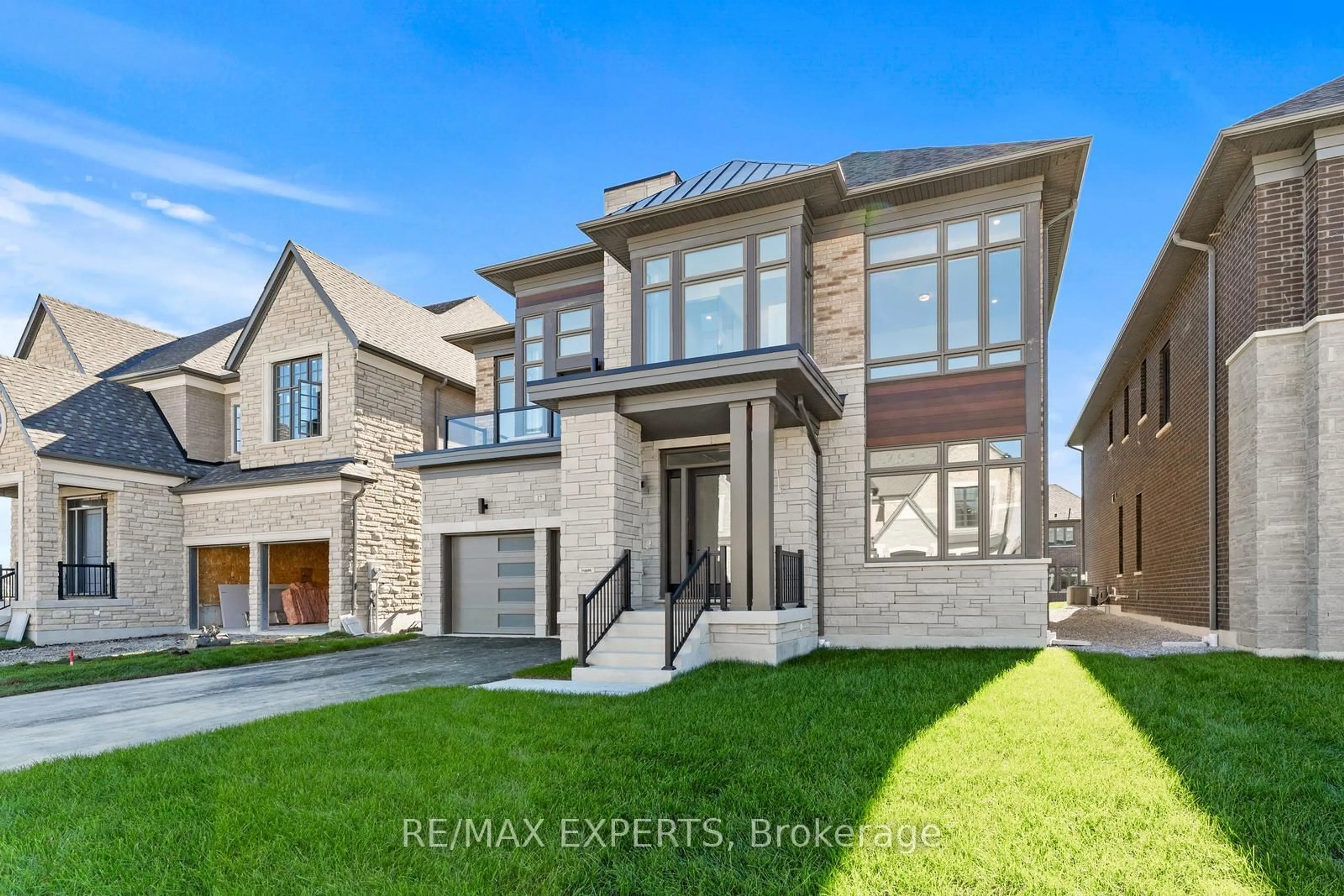 Home with brick exterior material, street for 17 Saxby Farm Ave, King Ontario L7B 1K5