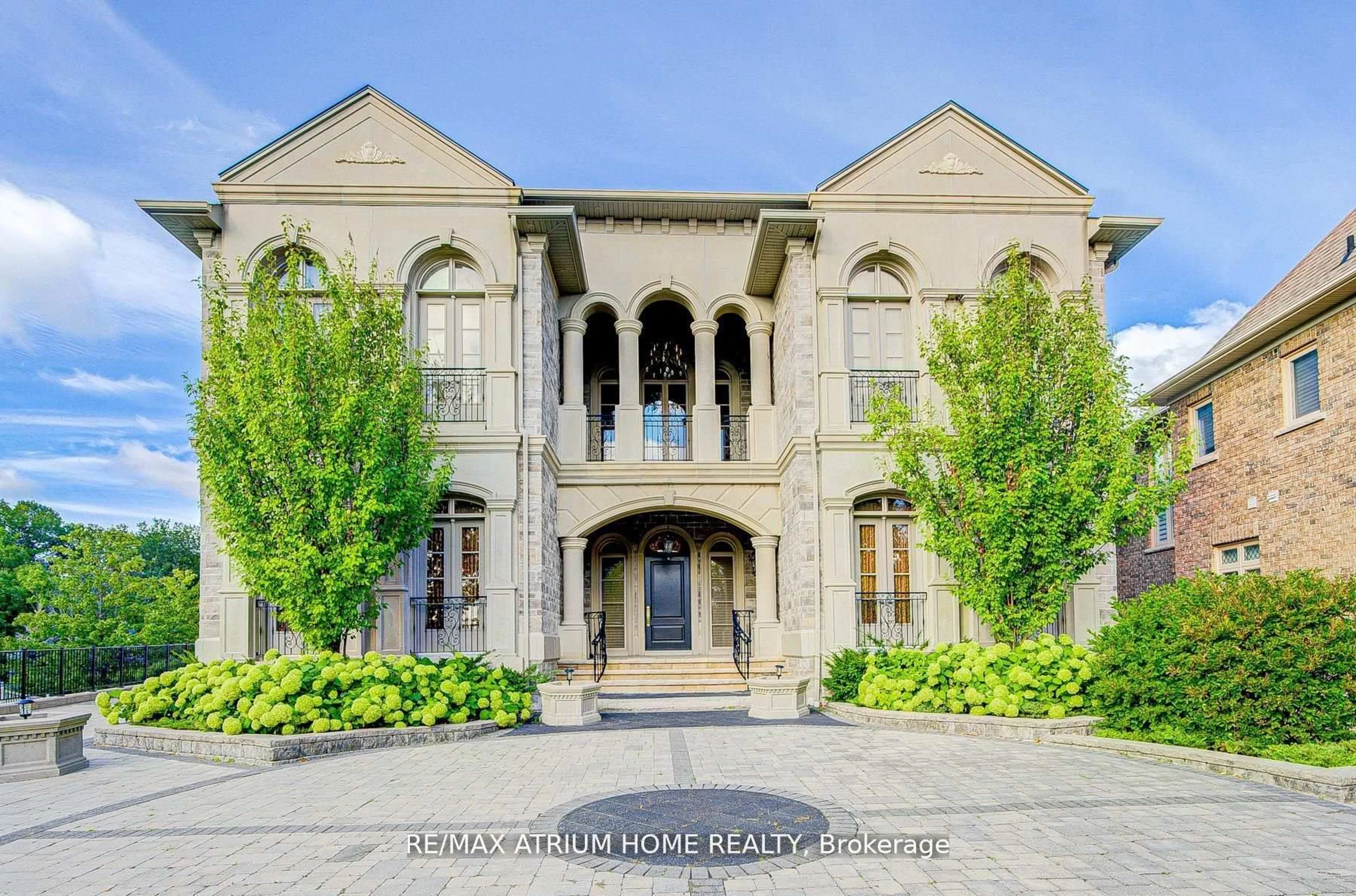 Indoor foyer for 71 Grandvista Cres, Vaughan Ontario L4H 3G5