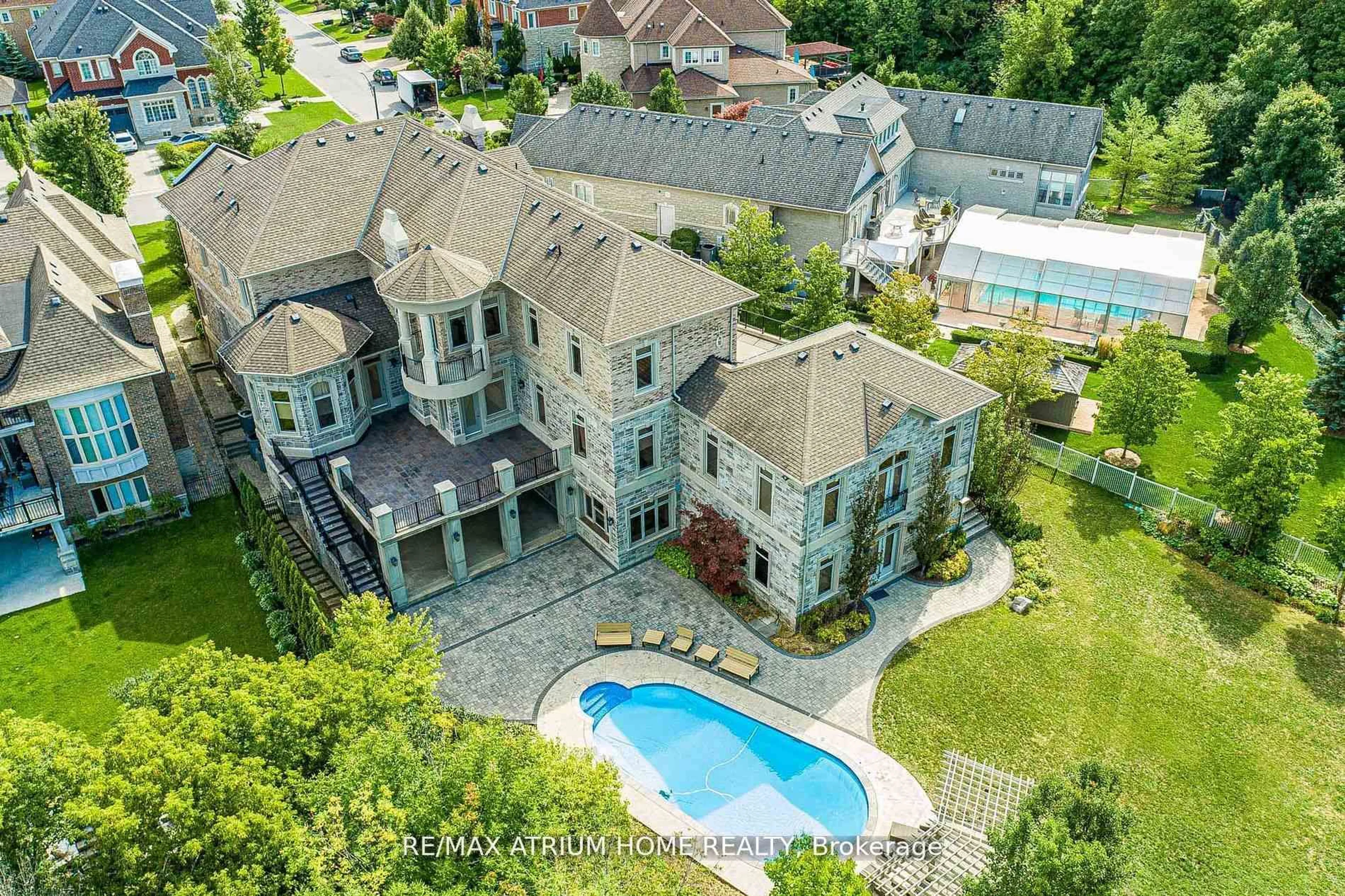 A pic from outside/outdoor area/front of a property/back of a property/a pic from drone, unknown for 71 Grandvista Cres, Vaughan Ontario L4H 3G5
