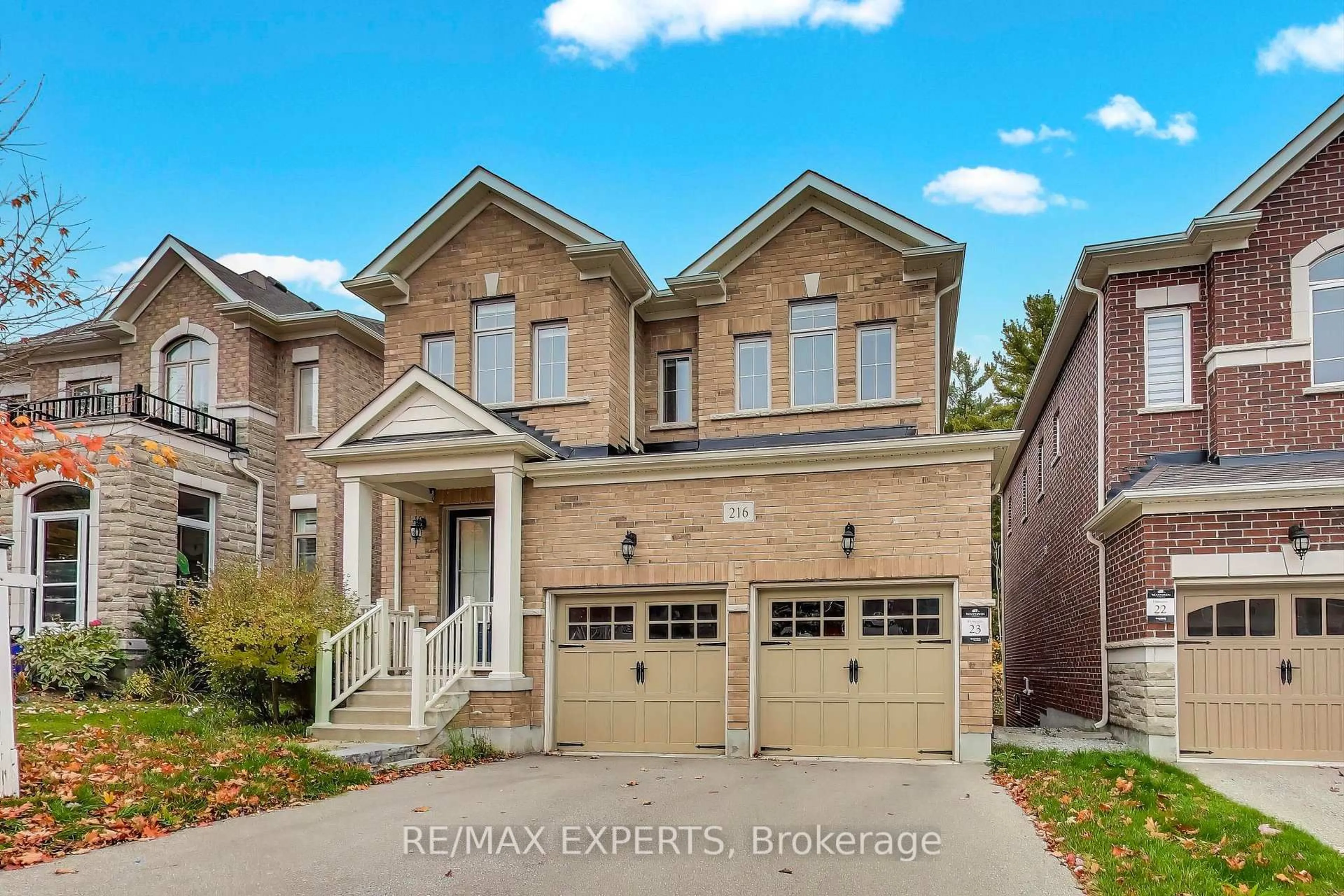 Home with brick exterior material, street for 216 Butternut Ridge Tr, Aurora Ontario L4G 3P1