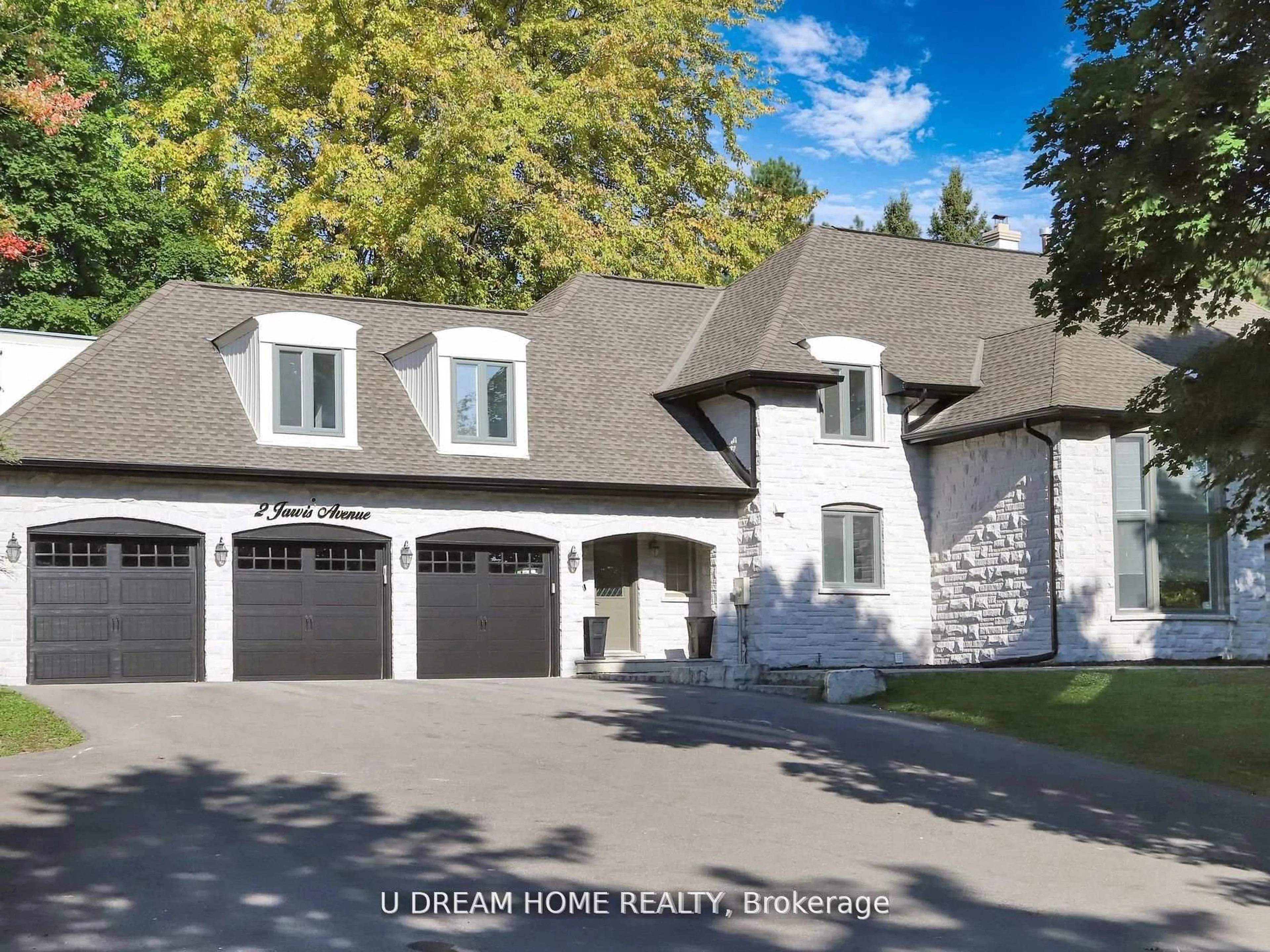 Unknown for 2 Jarvis Ave, Aurora Ontario L4G 6W8