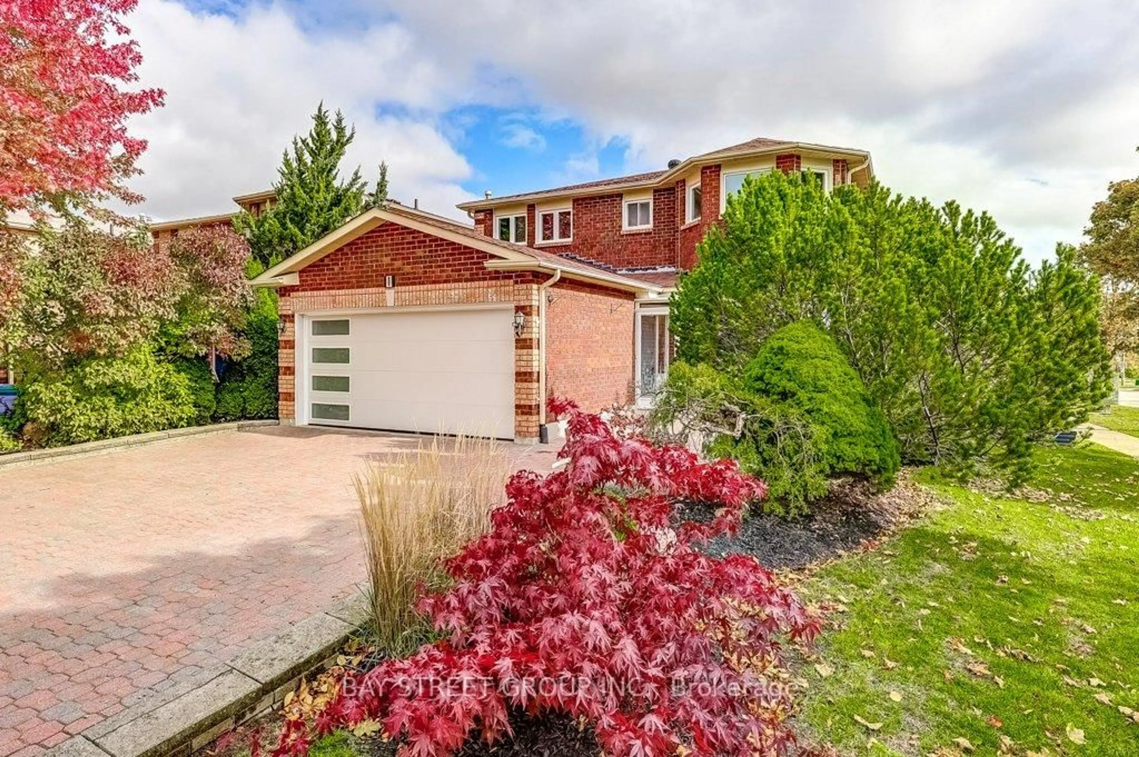 Home with brick exterior material, street for 1 Price St, Richmond Hill Ontario L4S 1E1
