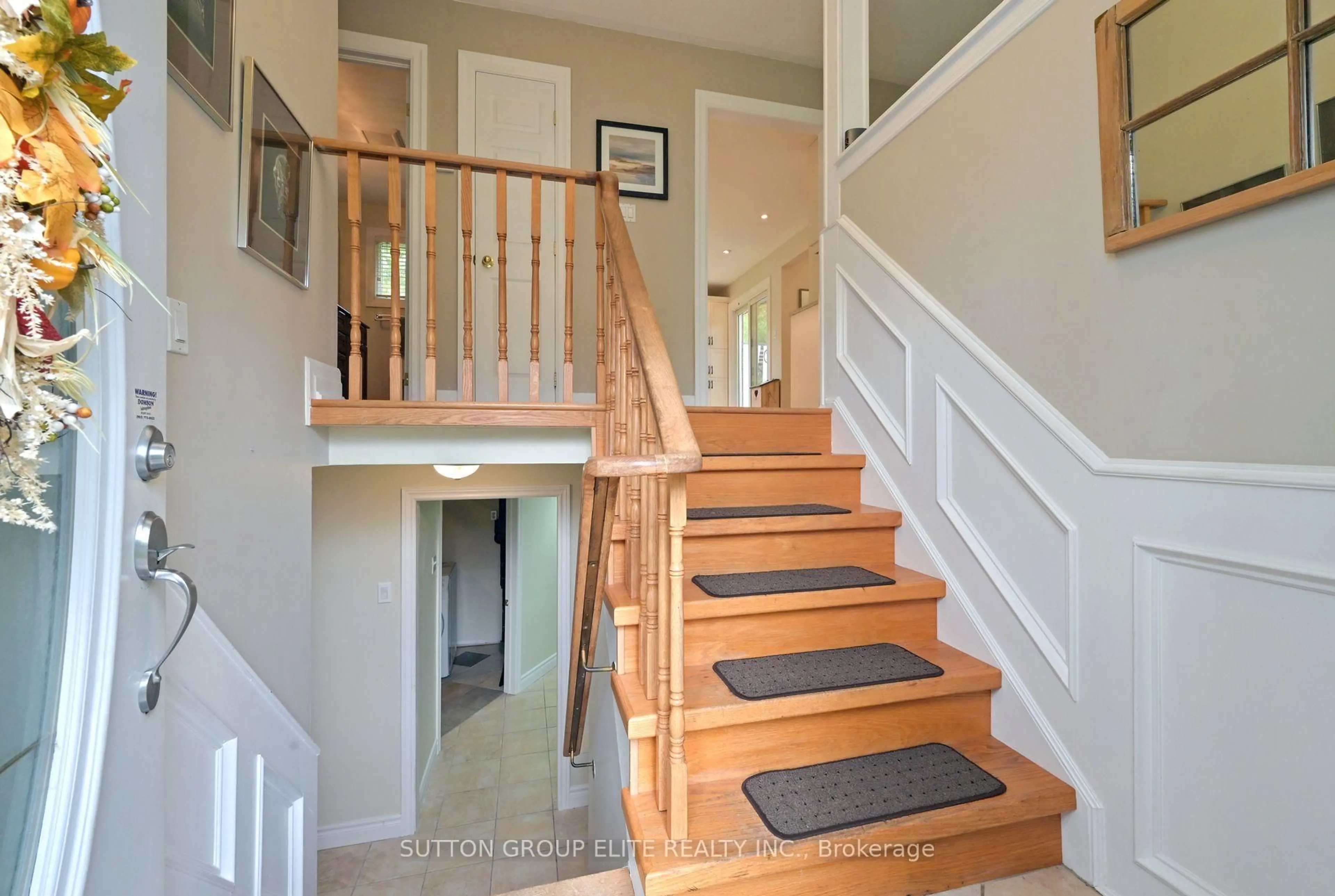Unknown for 2129 Chantler St, Innisfil Ontario L9S 1B4