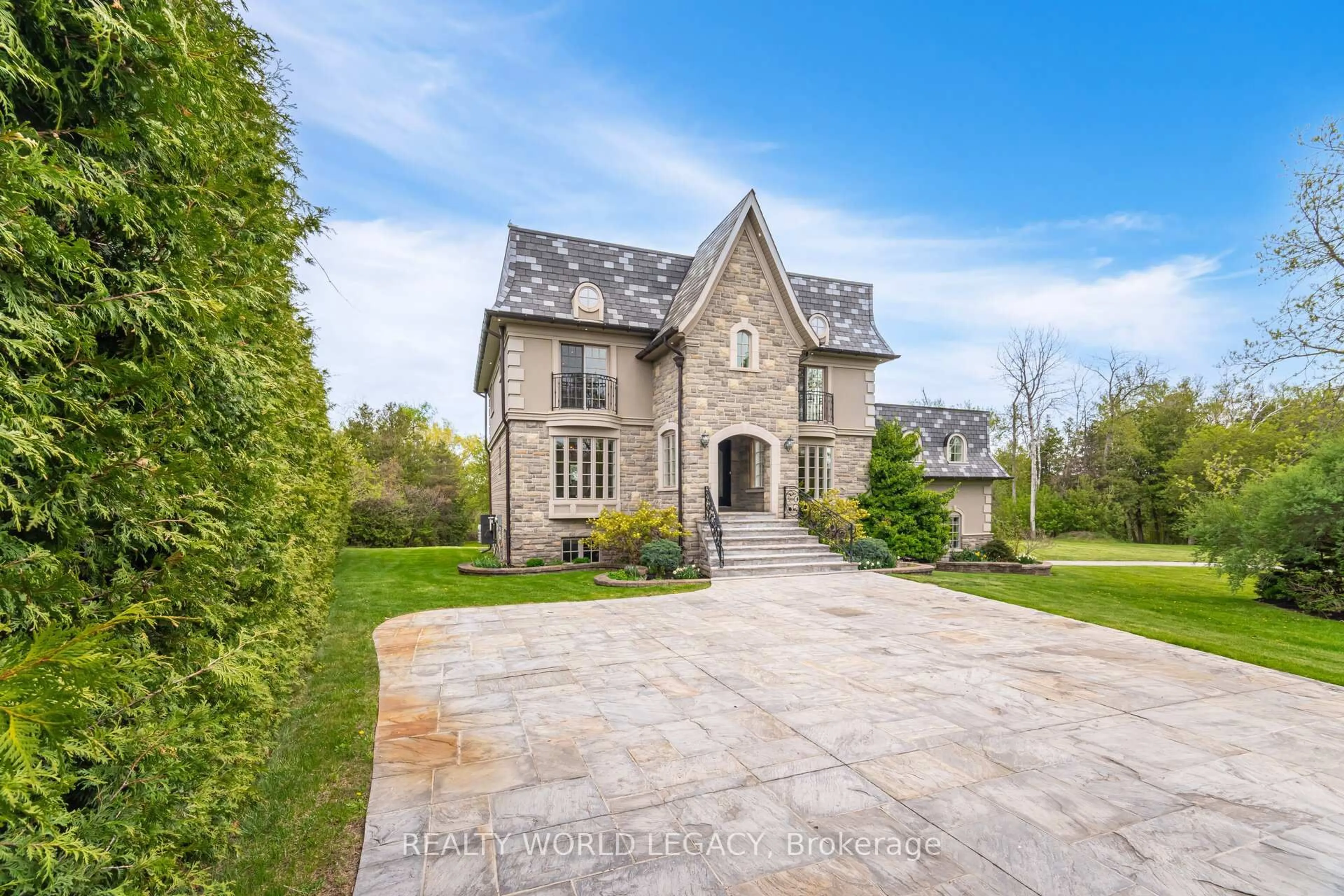 Unknown for 4313 20 Sdrd, Bradford West Gwillimbury Ontario L3Z 2A5