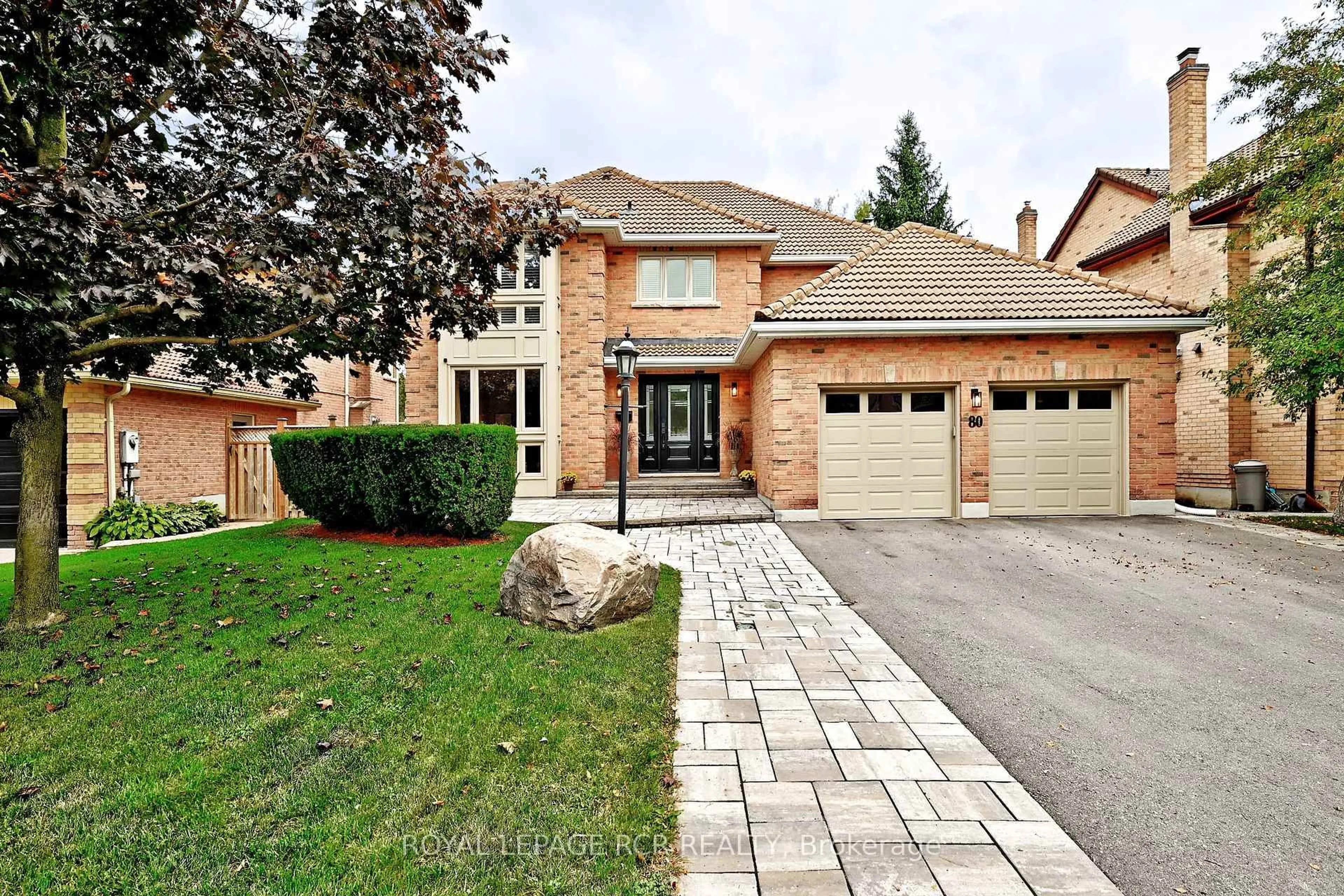 Home with brick exterior material, street for 80 Cranberry Lane, Aurora Ontario L4G 5Z1