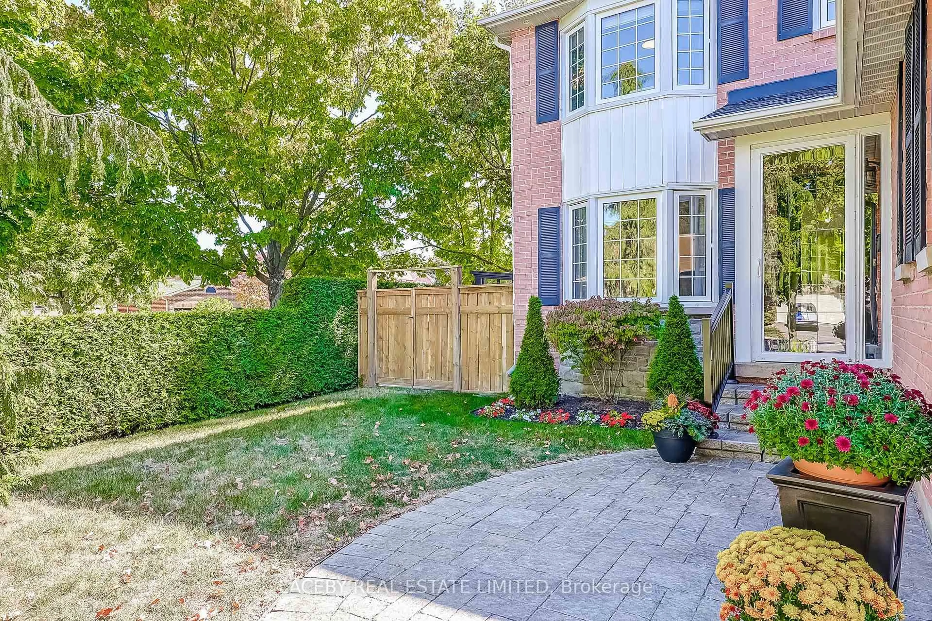 Home with brick exterior material, street for 20 Marsh St, Richmond Hill Ontario L4C 7P5
