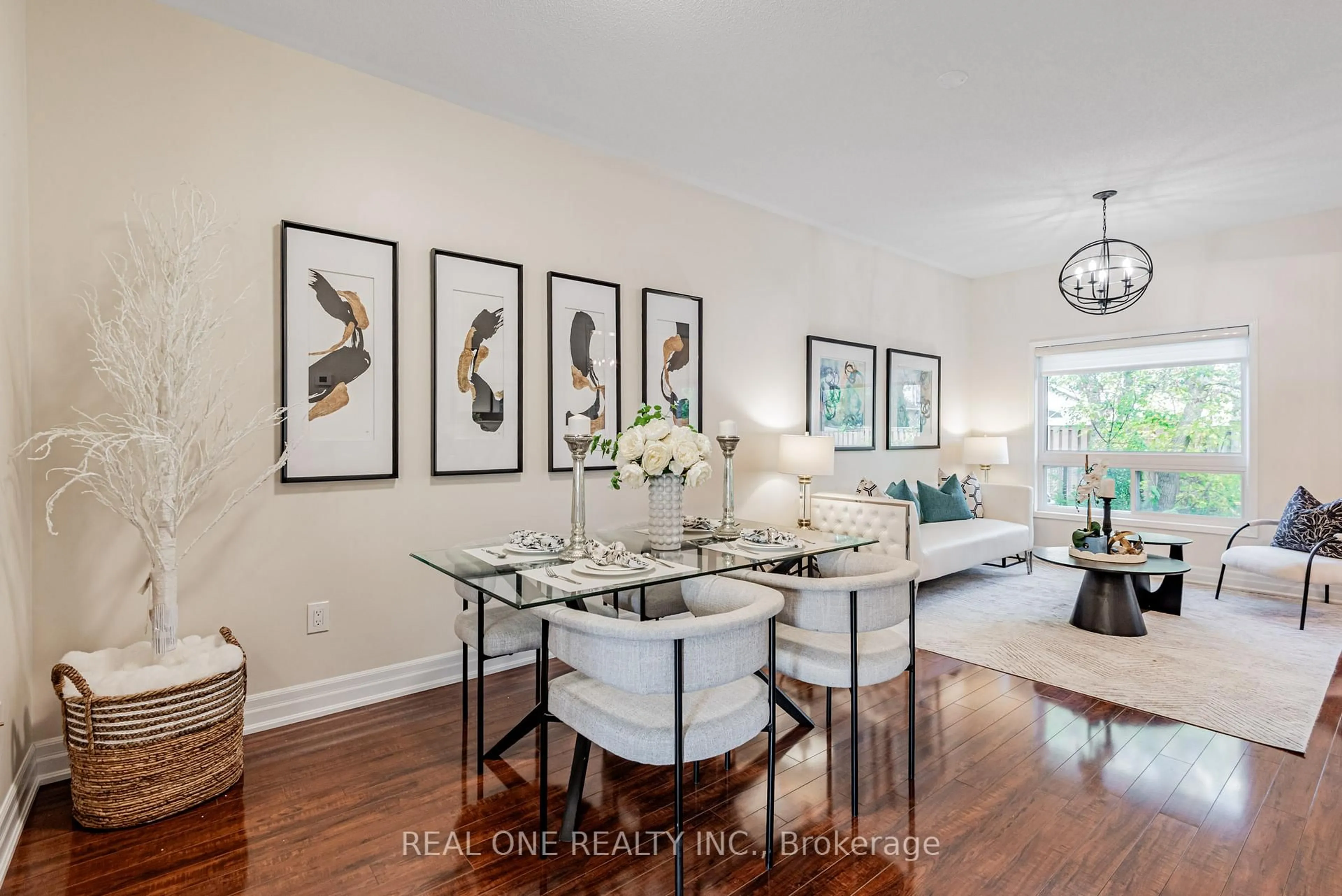 Dining room, unknown for 15 Debonair St, Richmond Hill Ontario L4C 0R2