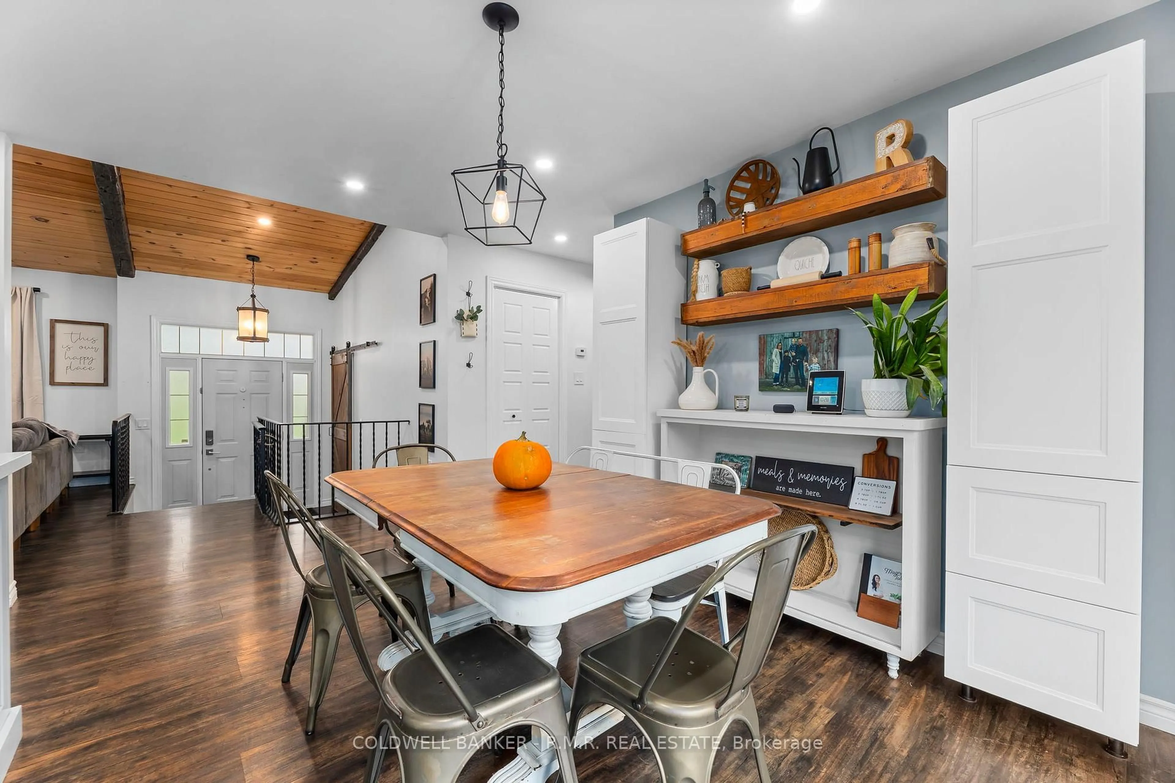 Open concept kitchen, wood/laminate floor for 12885 Hwy 12, Brock Ontario L0C 1H0