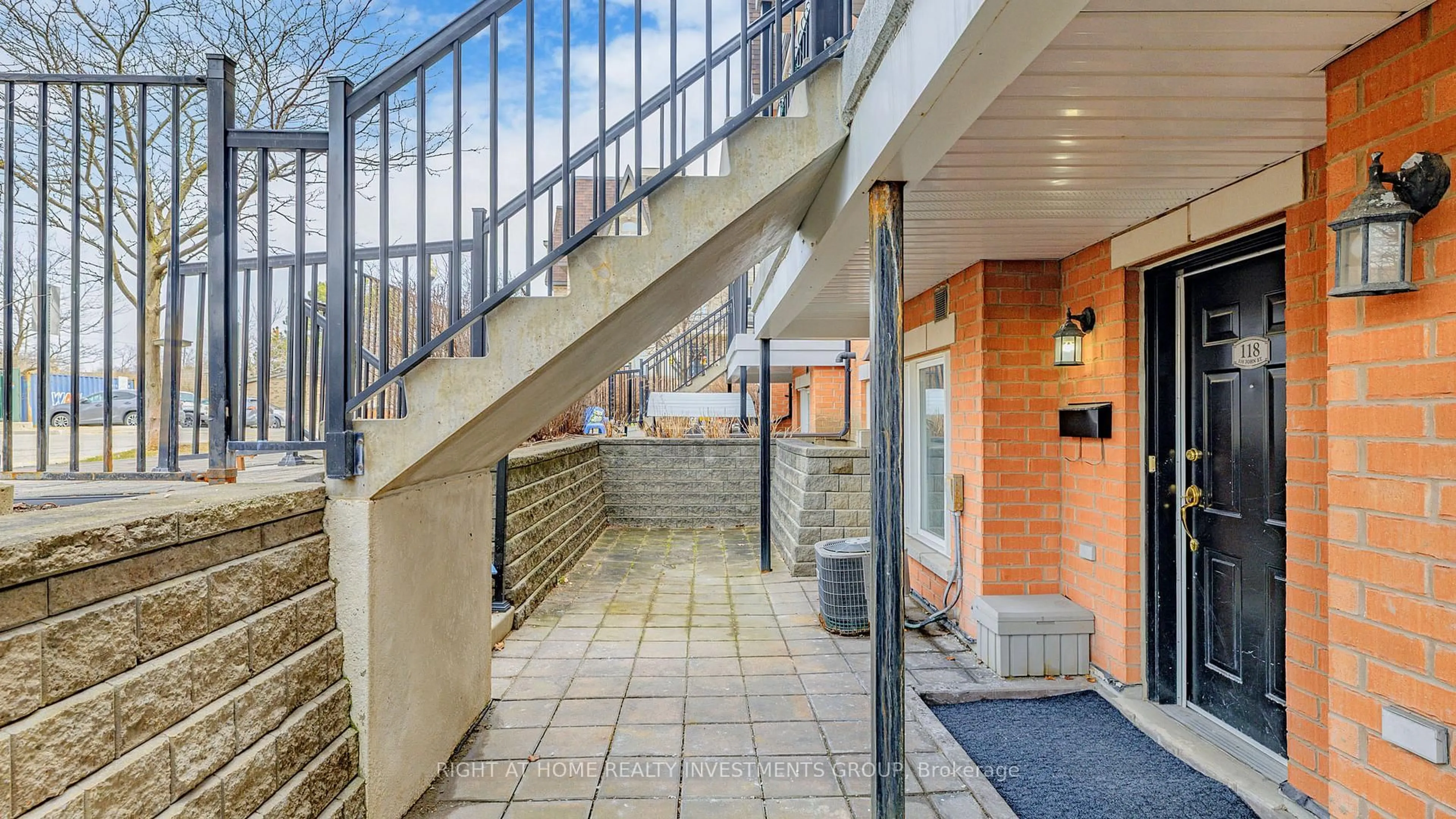 Unknown for 316 John St #118, Markham Ontario L3T 0A7