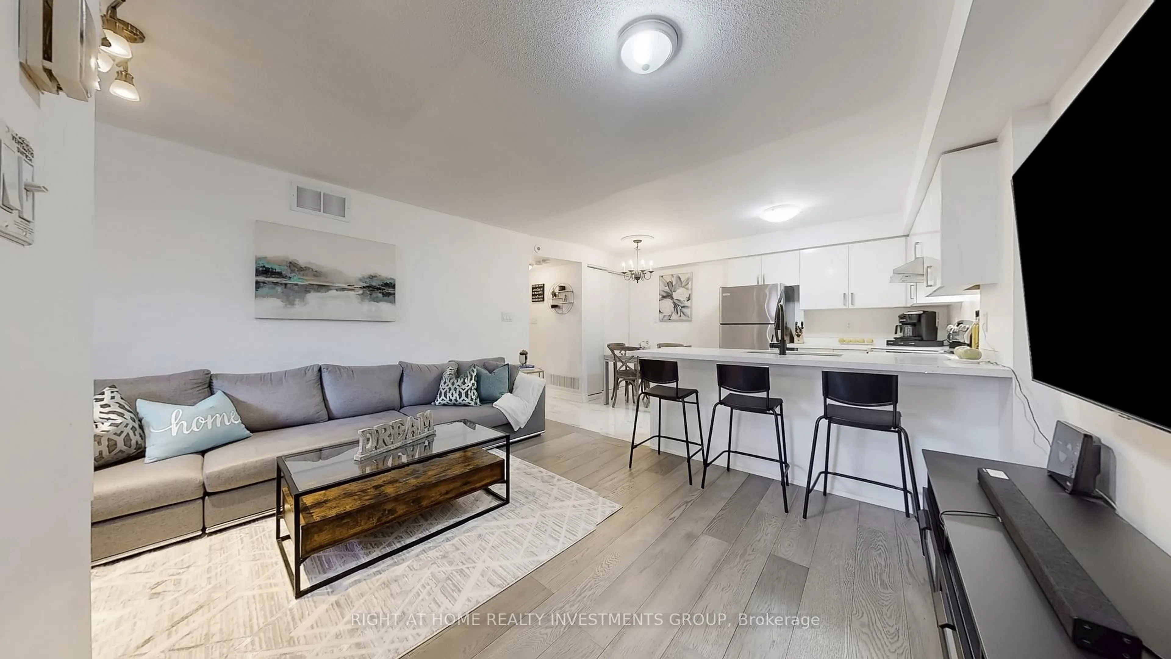 Living room with furniture, unknown for 316 John St #118, Markham Ontario L3T 0A7