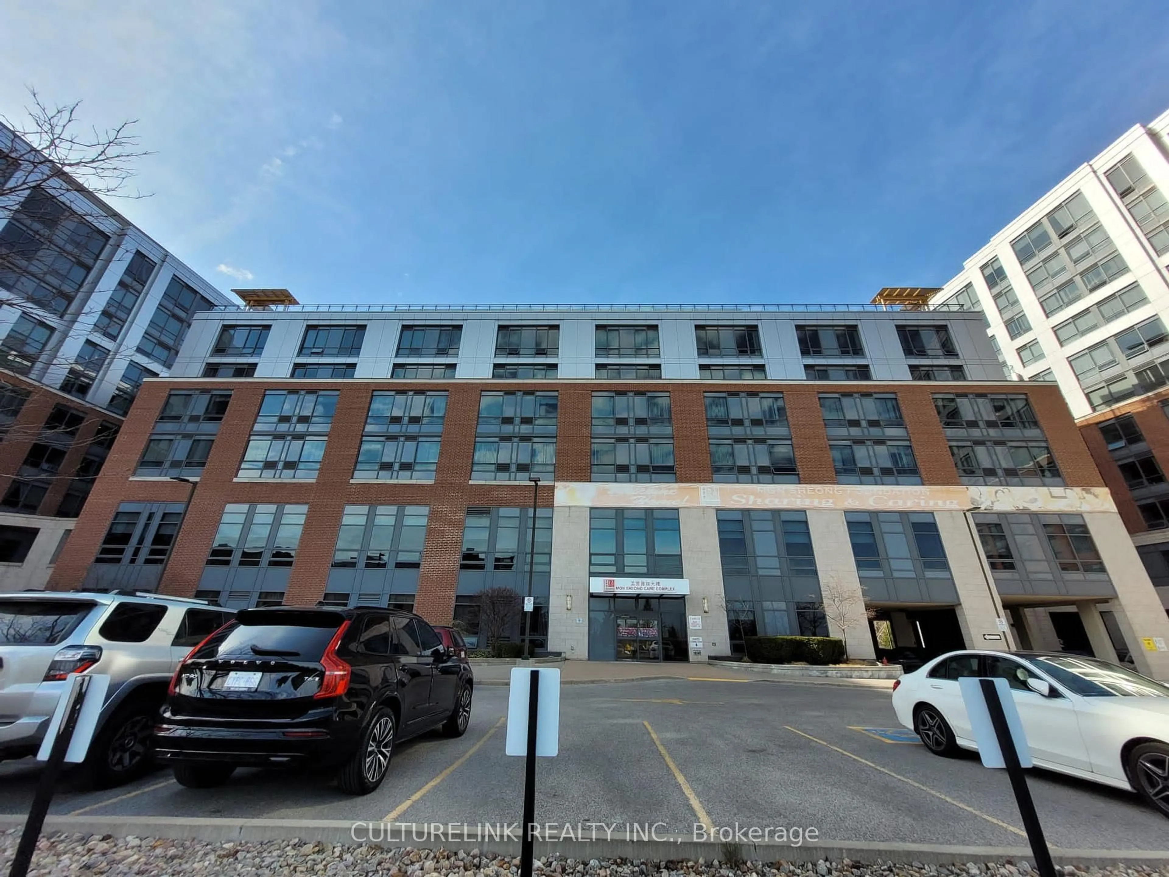 Unknown for 11211 Yonge St #633, Richmond Hill Ontario L4S 0E9