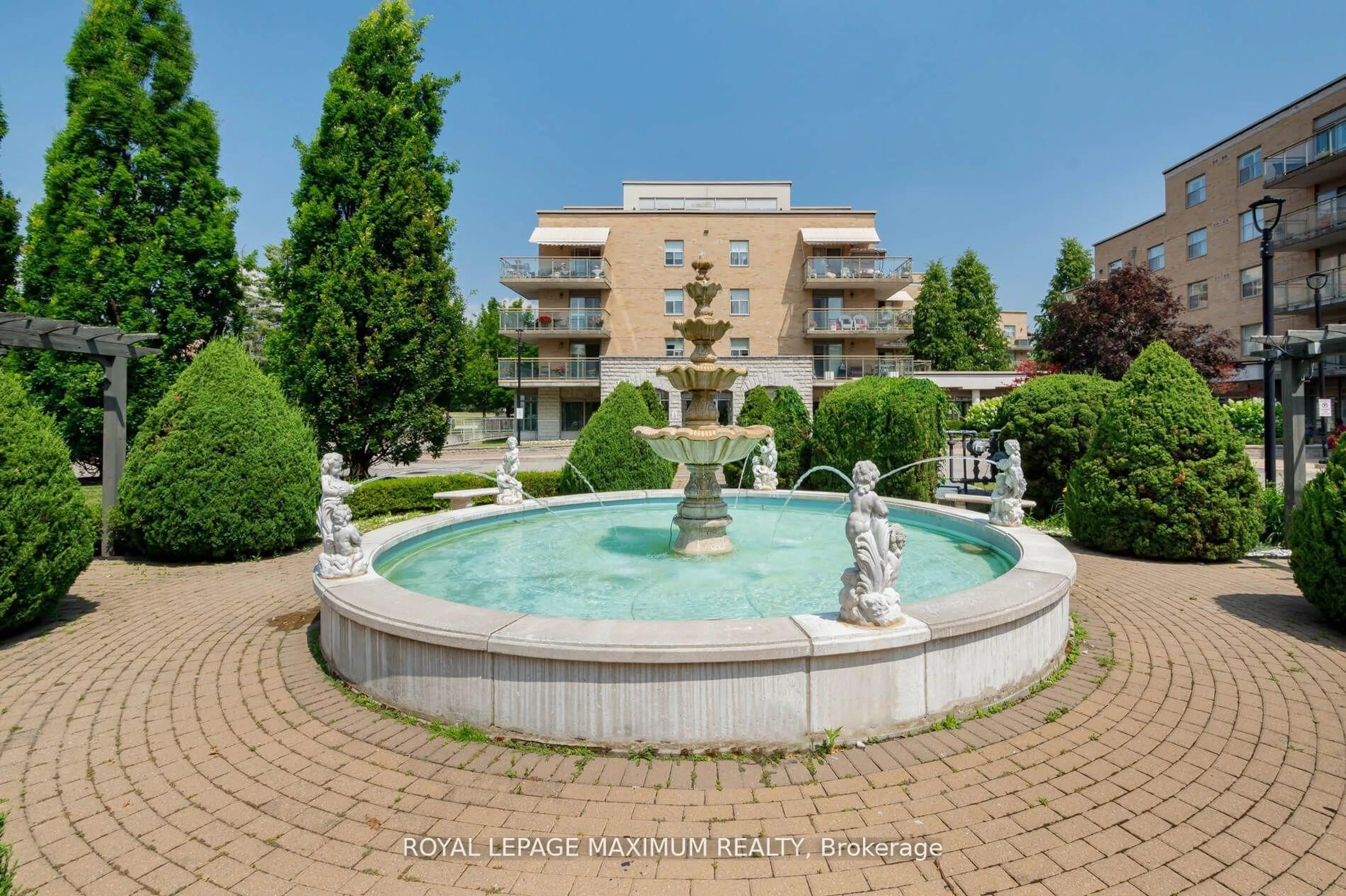 Pool for 2506 Rutherford Rd #408, Vaughan Ontario L4K 5N4