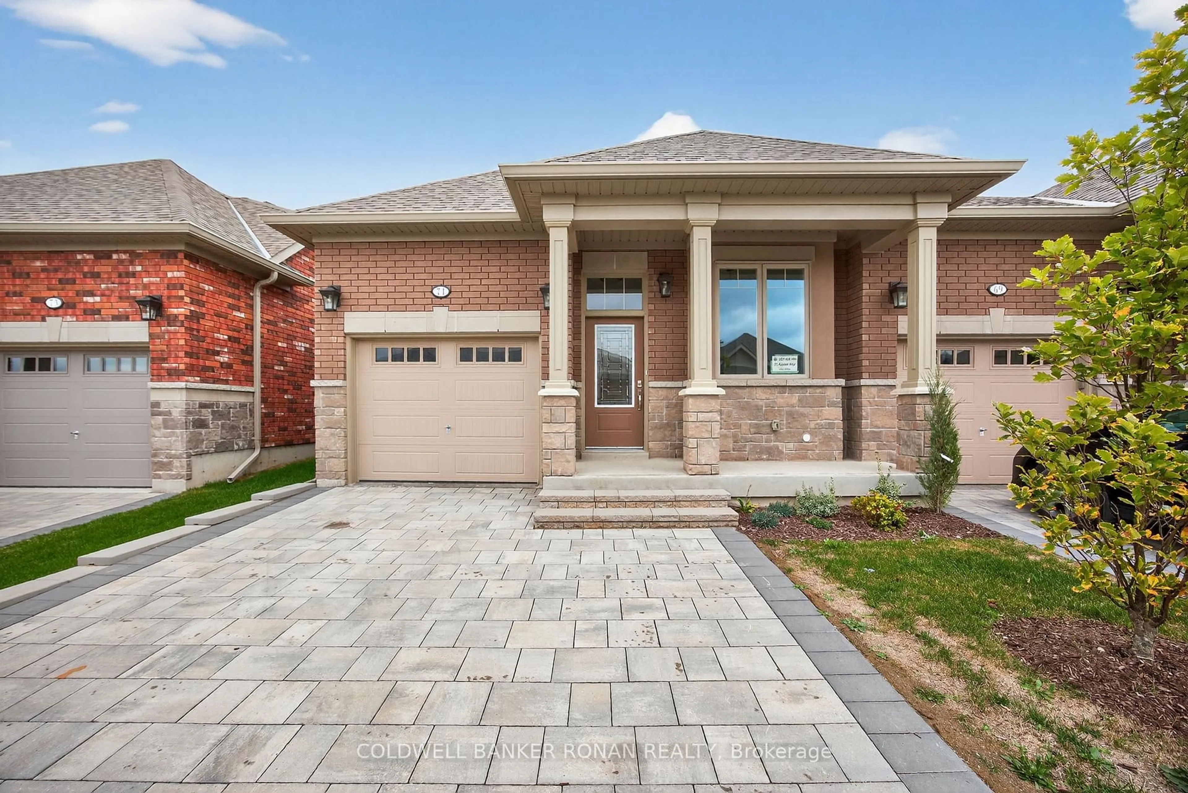 Home with brick exterior material, street for 71 Appian Way, New Tecumseth Ontario L9R 0W4