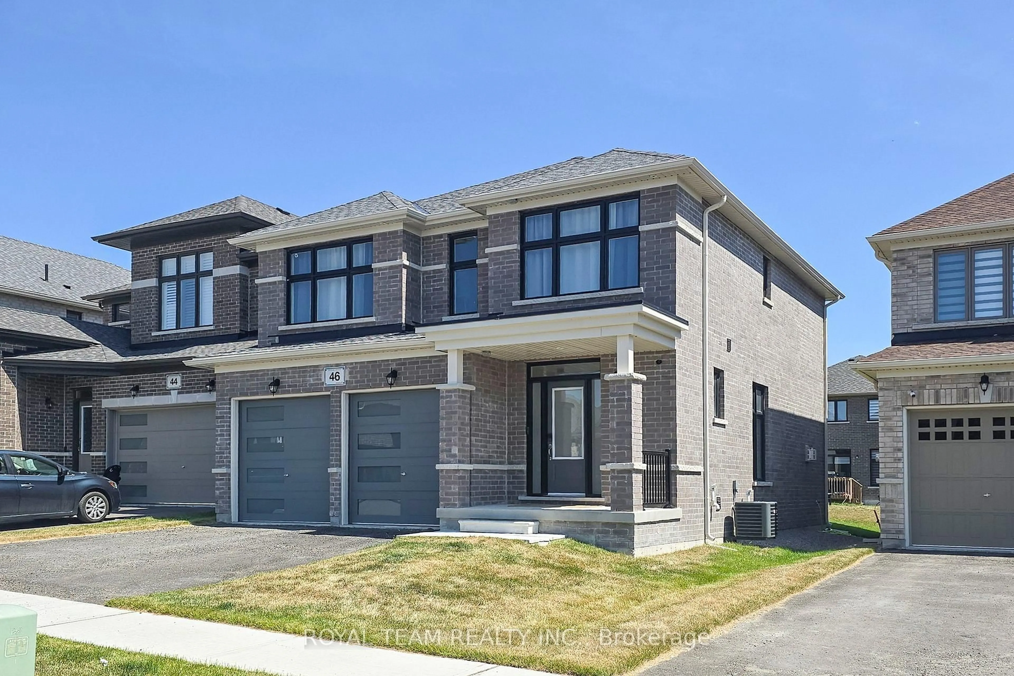 Home with brick exterior material, street for 46 Ainslie Hill Cres, Georgina Ontario L0E 1R0