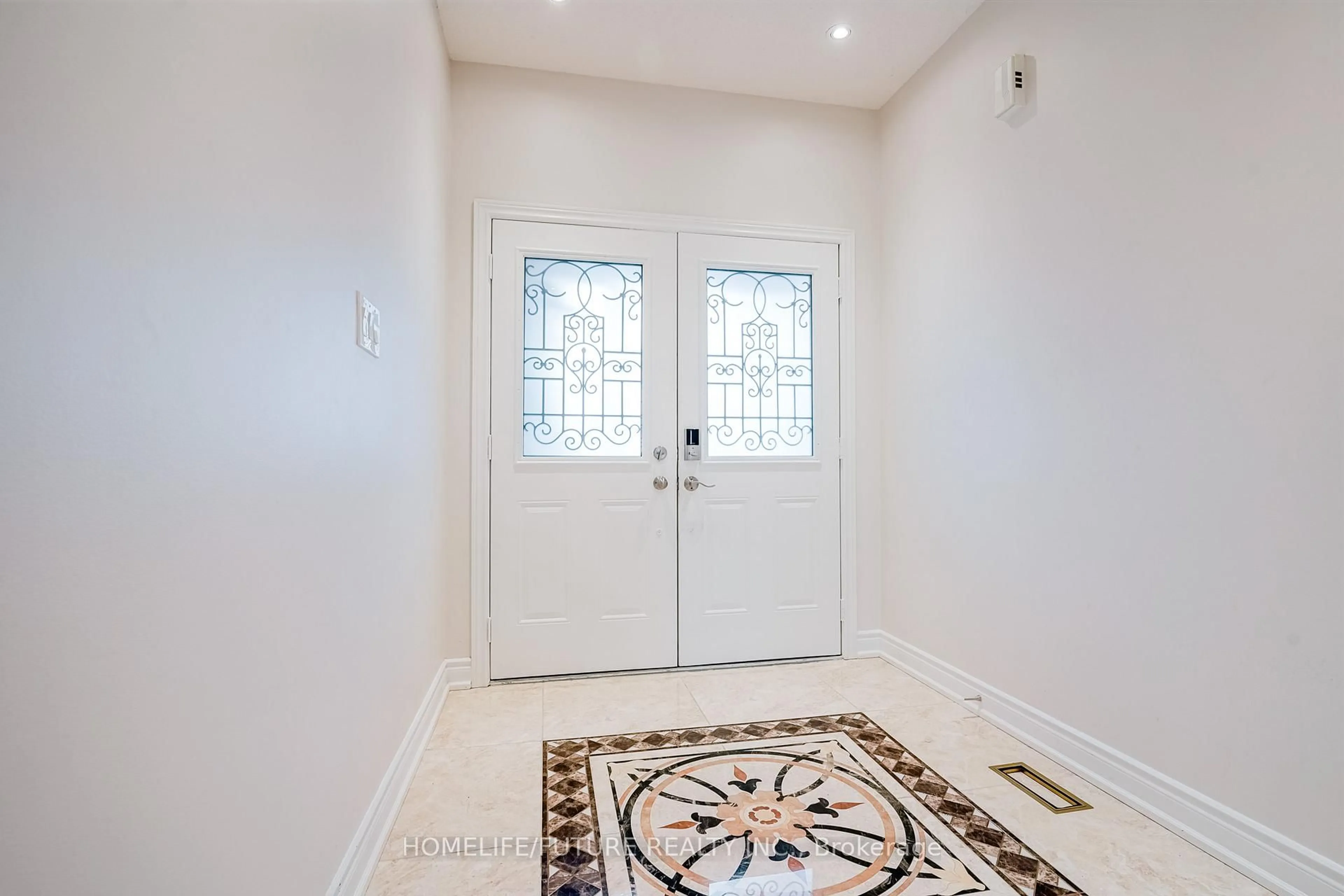 Indoor entryway for 92 Jack Monkman Cres, Markham Ontario L3S 0A4