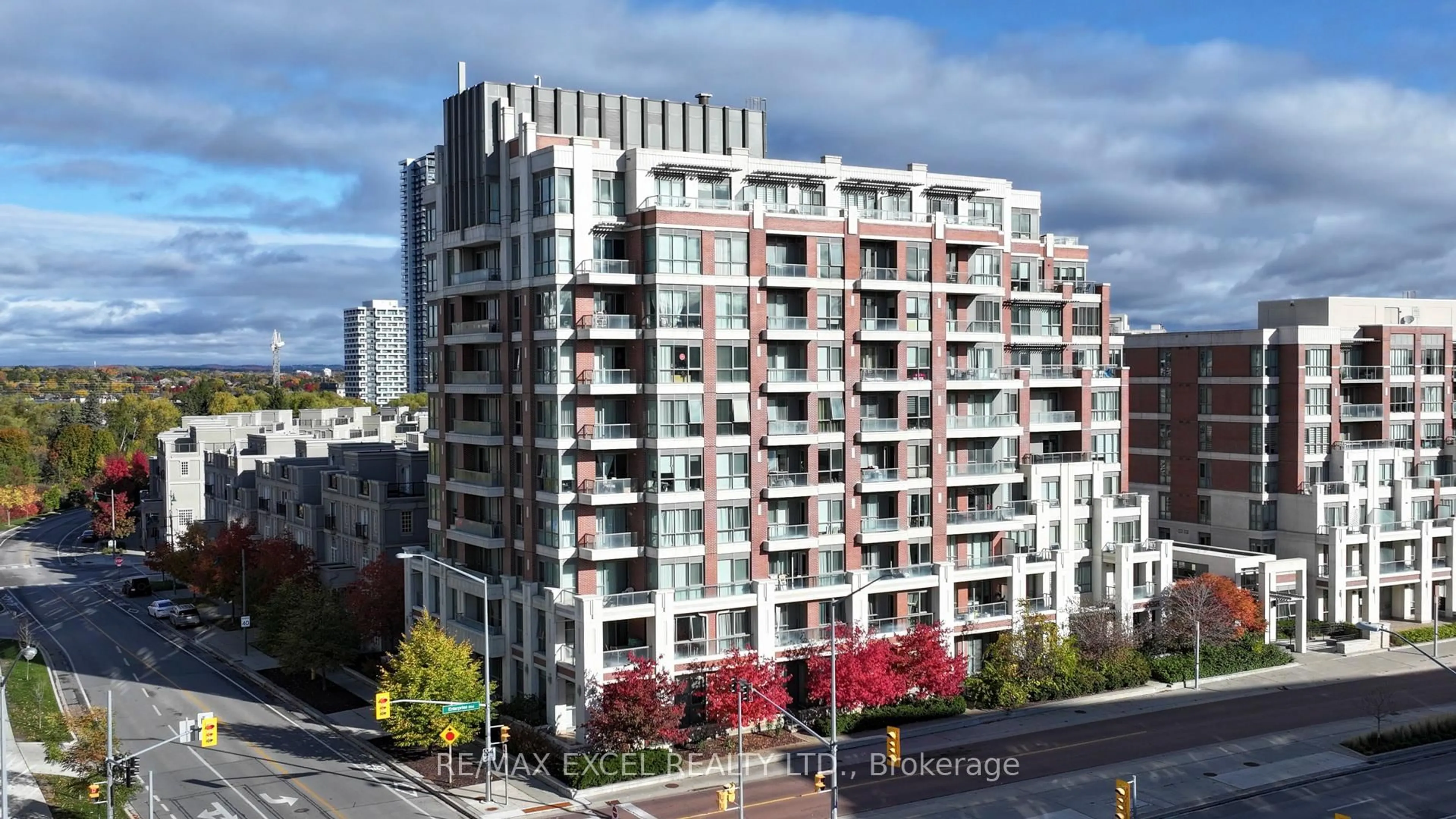 A pic from outside/outdoor area/front of a property/back of a property/a pic from drone, building for 1 Upper Duke Cres #110, Markham Ontario L6G 0B6