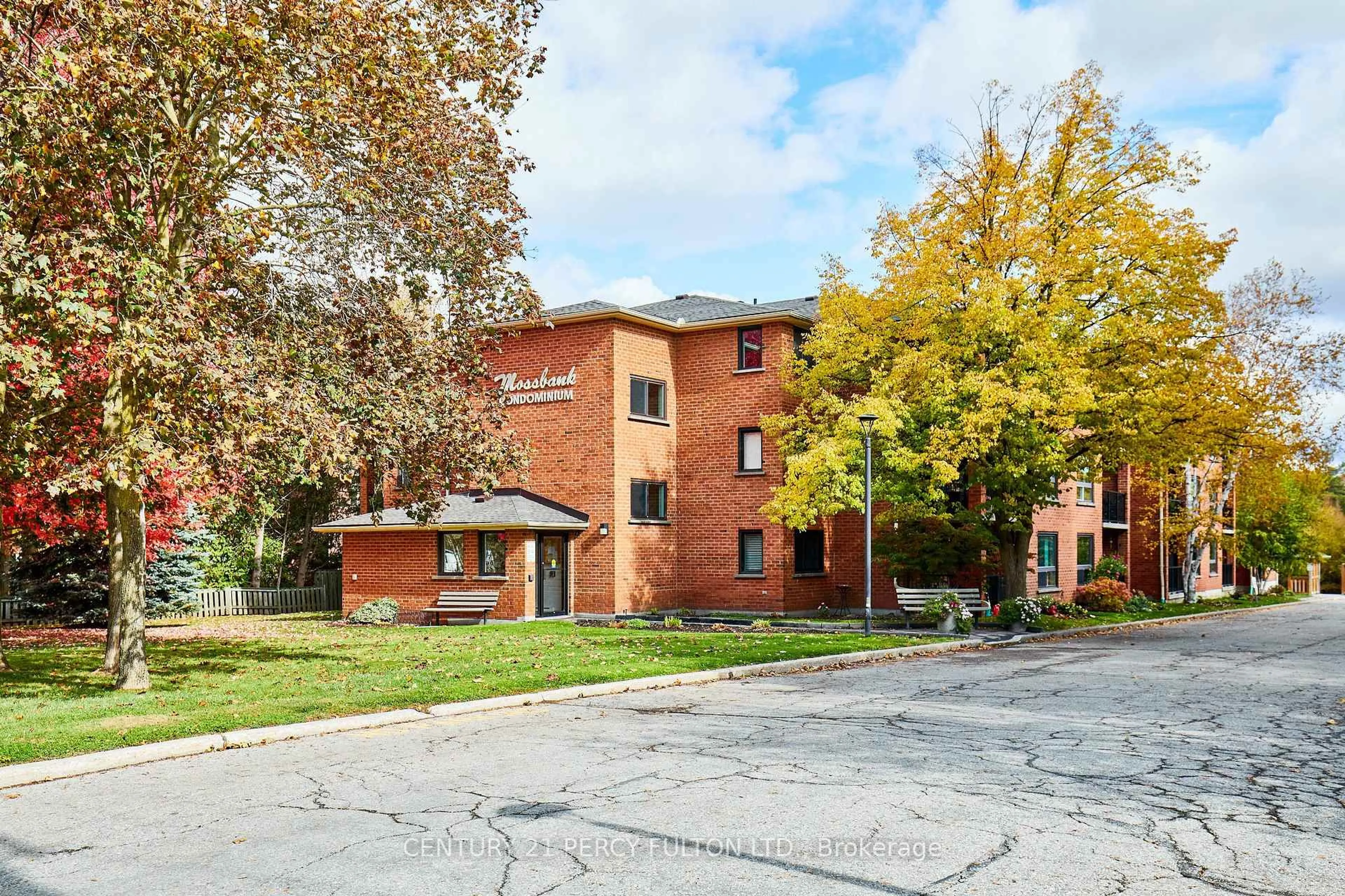 Unknown for 219 Main St #301, Uxbridge Ontario L9P 1C4