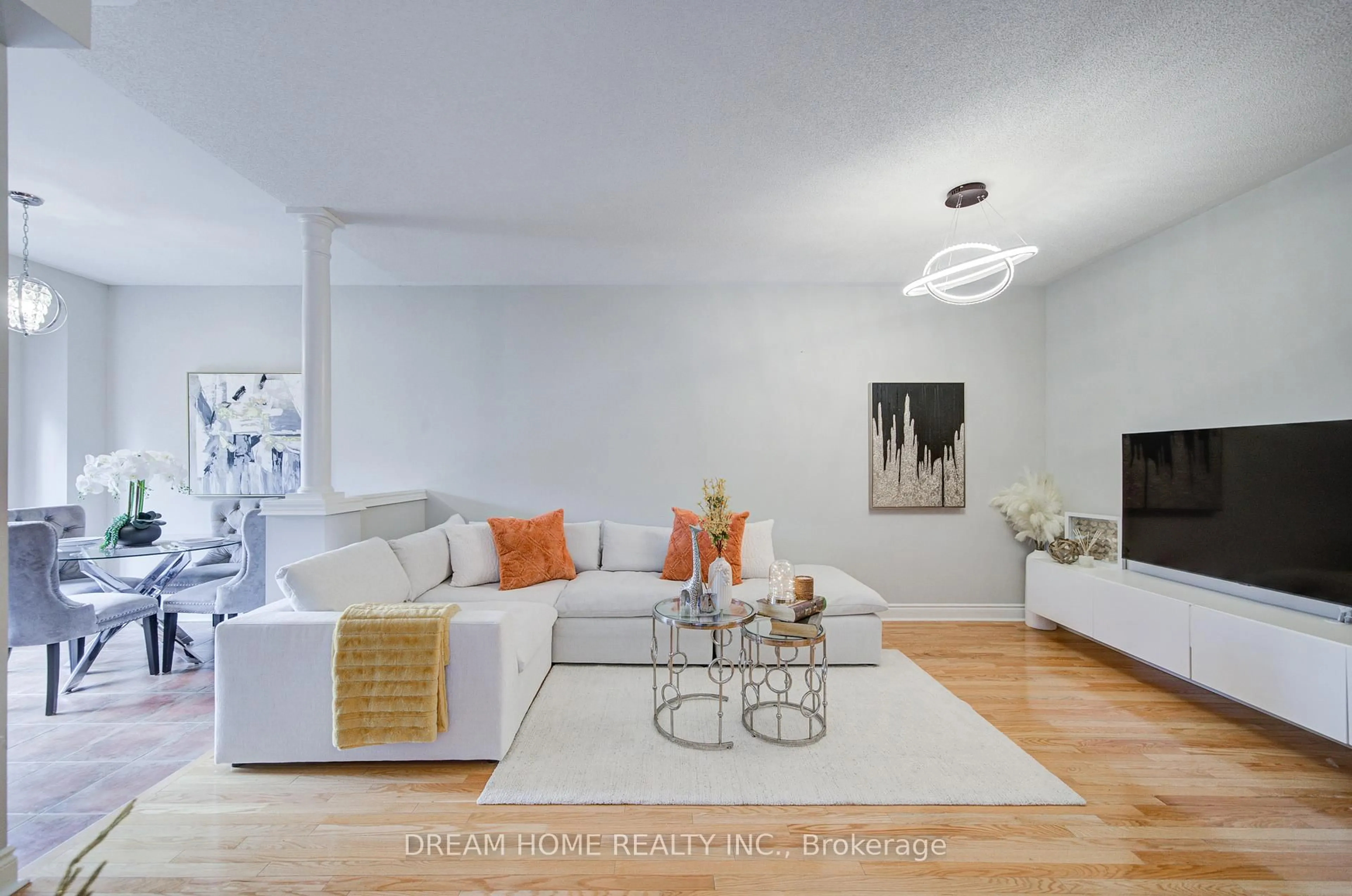 Living room with furniture, unknown for 172 Tom Taylor Cres, Newmarket Ontario L3X 3E9