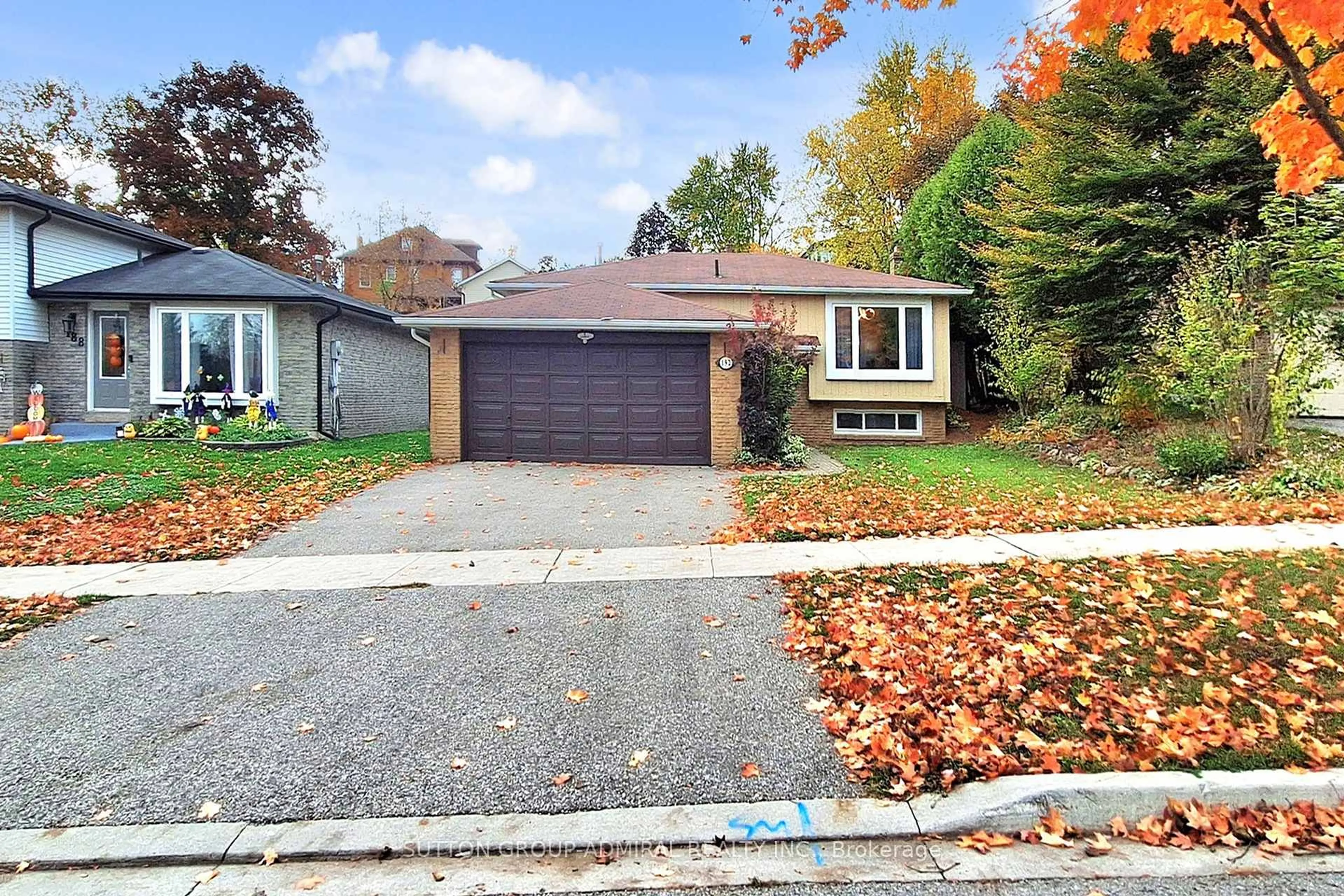 Home with brick exterior material, street for 192 Nelson St, Bradford West Gwillimbury Ontario L3Z 1E5