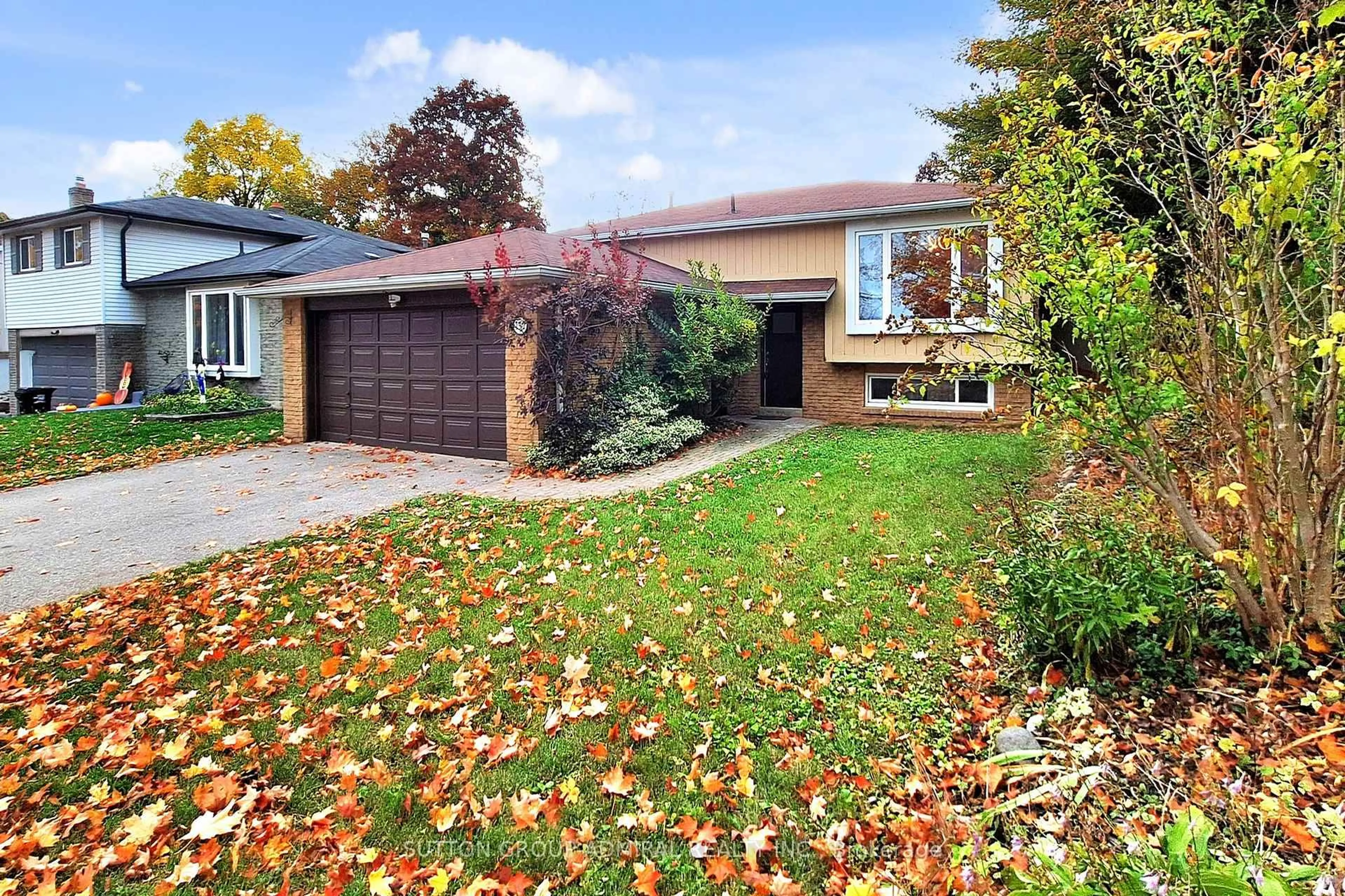 Home with brick exterior material, street for 192 Nelson St, Bradford West Gwillimbury Ontario L3Z 1E5