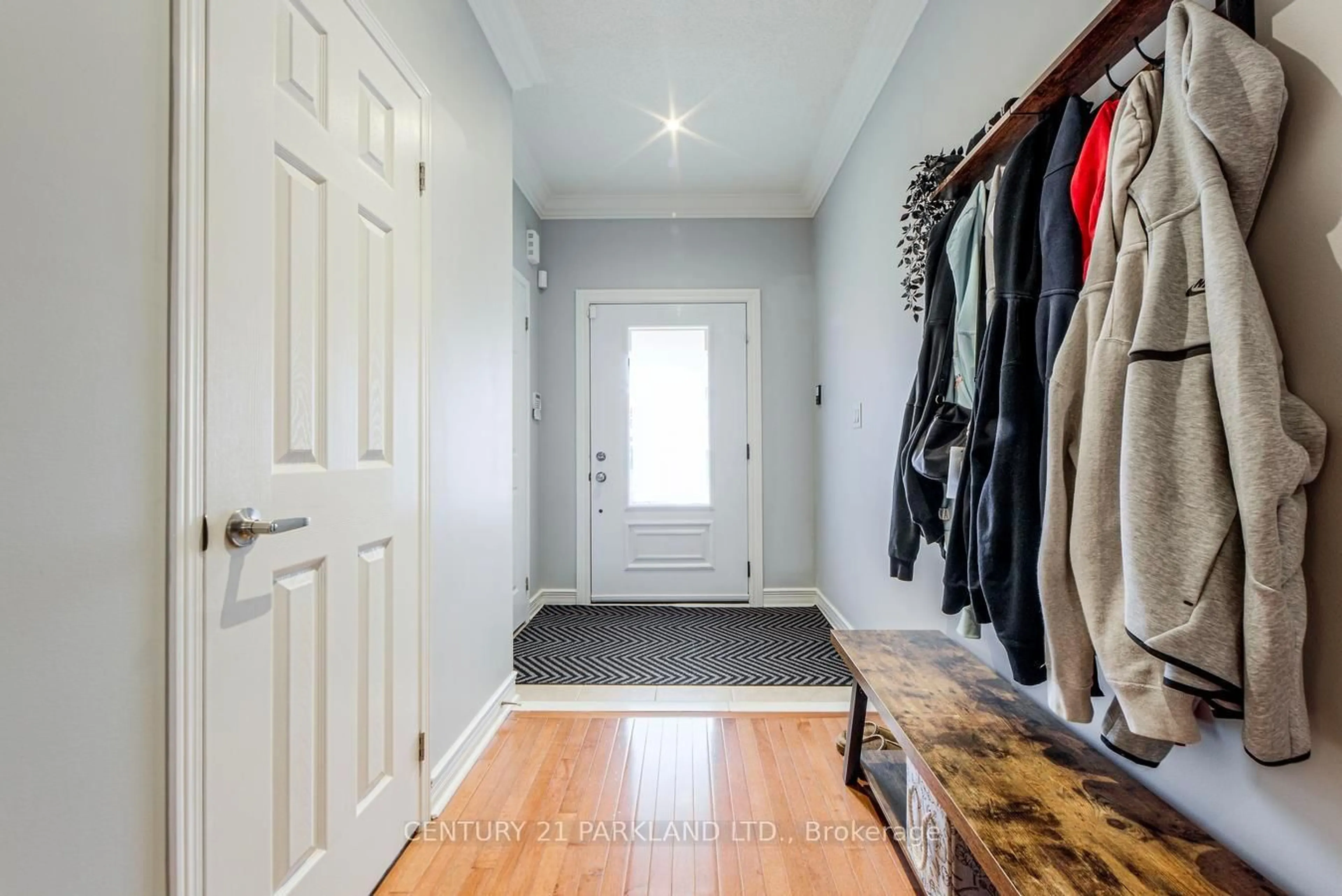 Indoor entryway for 81 D'amato Cres, Vaughan Ontario L6A 3E6