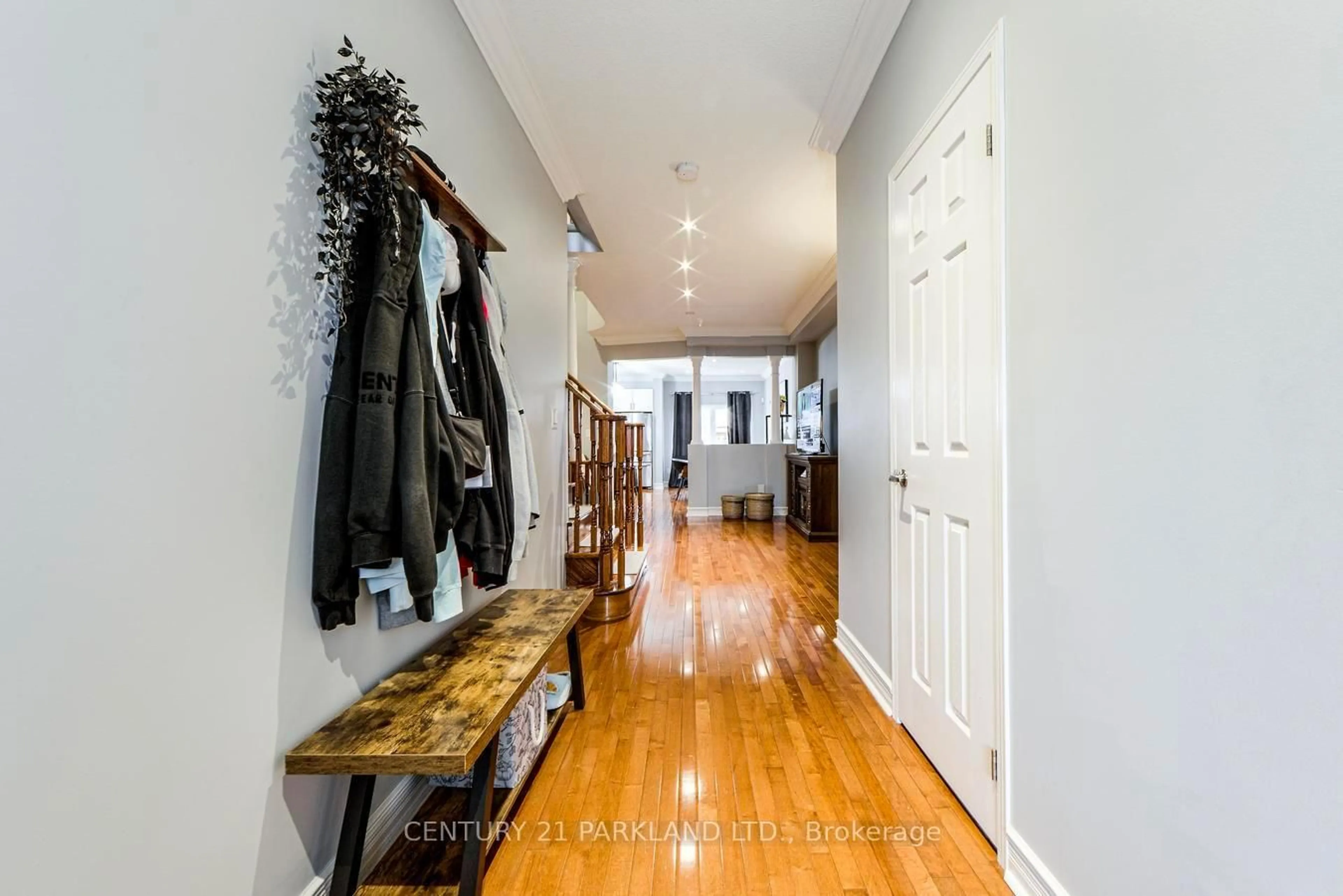 Indoor entryway for 81 D'amato Cres, Vaughan Ontario L6A 3E6