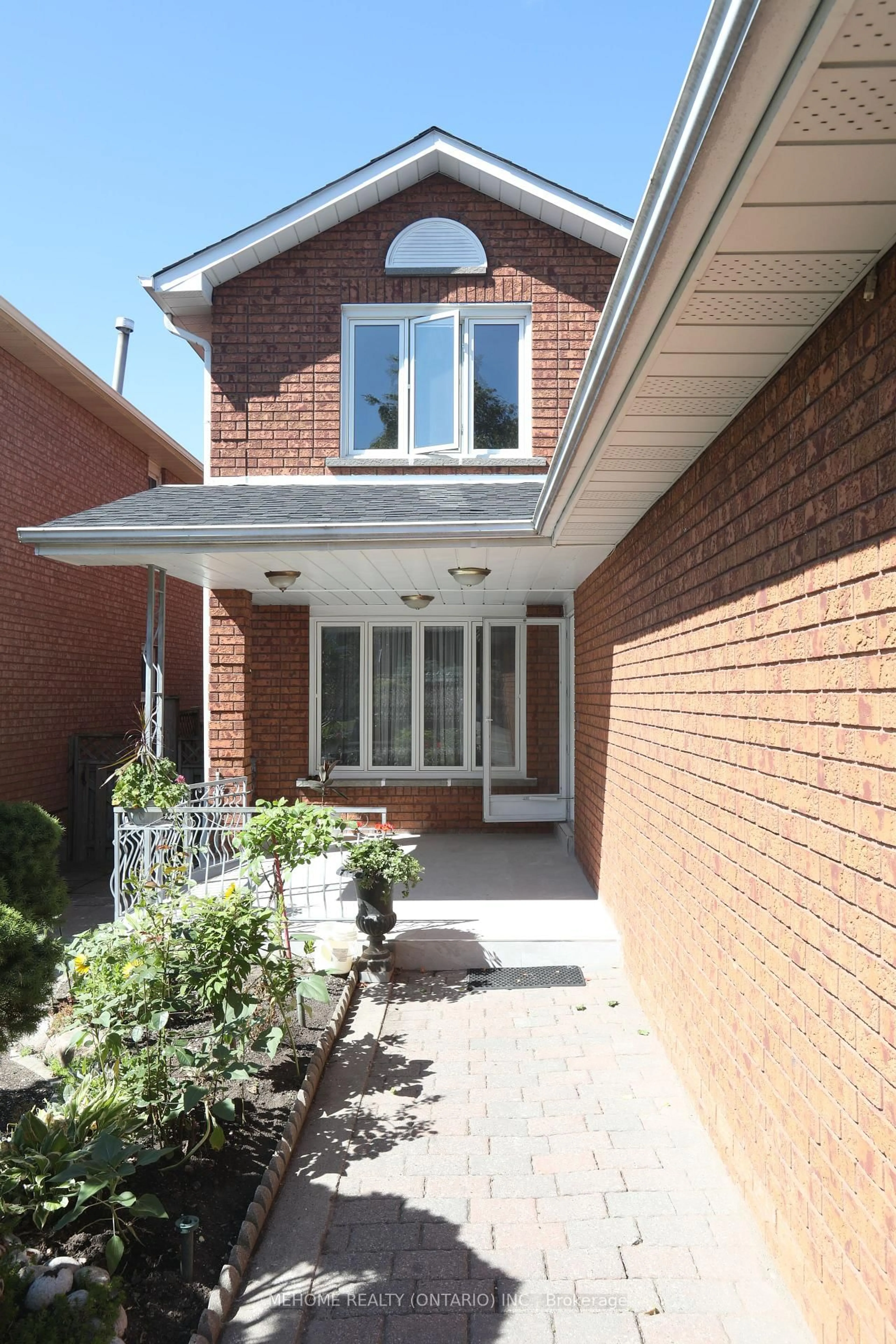 Home with brick exterior material, street for 70 Governor Cres, Vaughan Ontario L4L 5G7