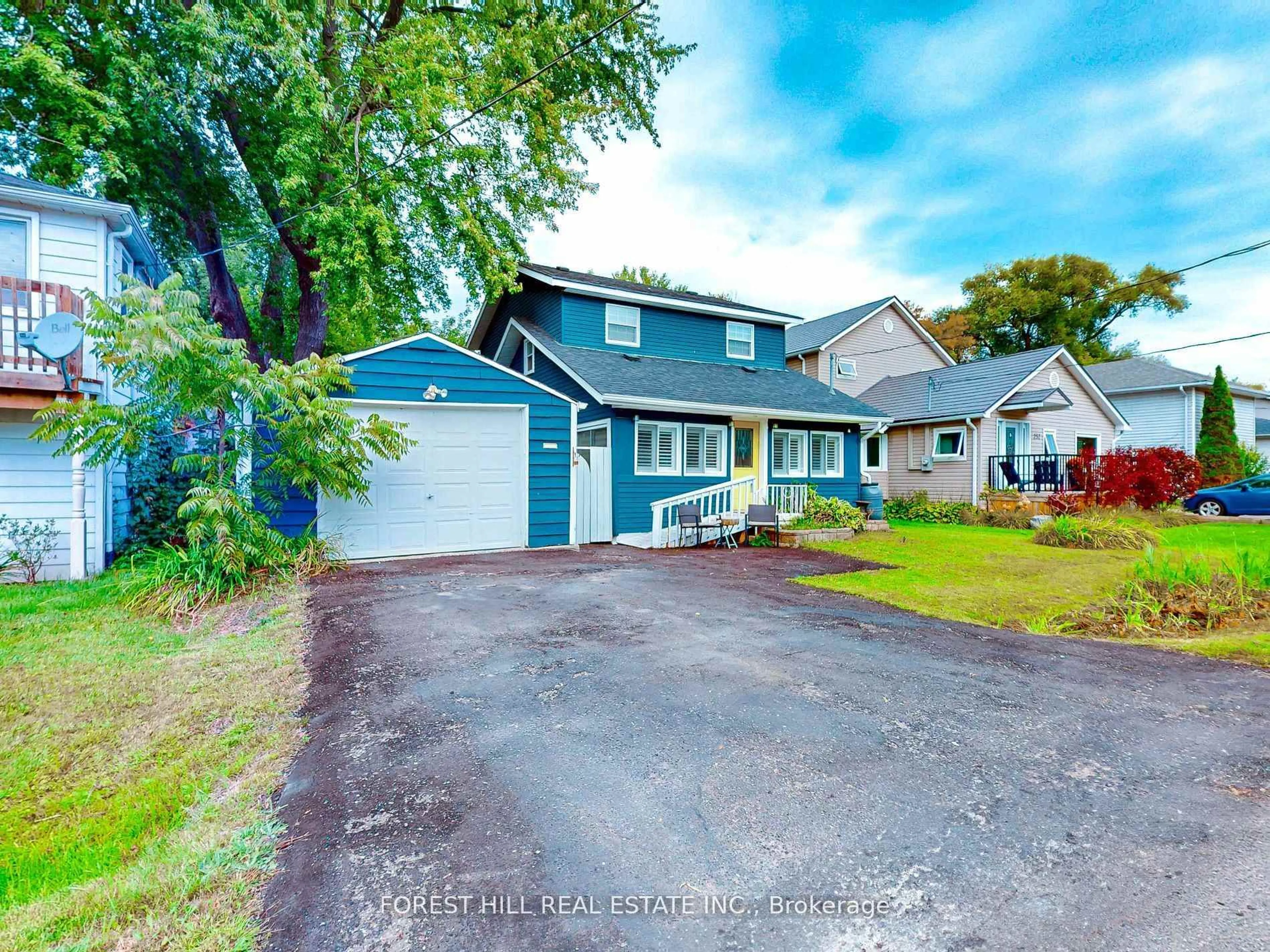 Home with vinyl exterior material, street for 254 Pine Beach Dr, Georgina Ontario L4P 2V5