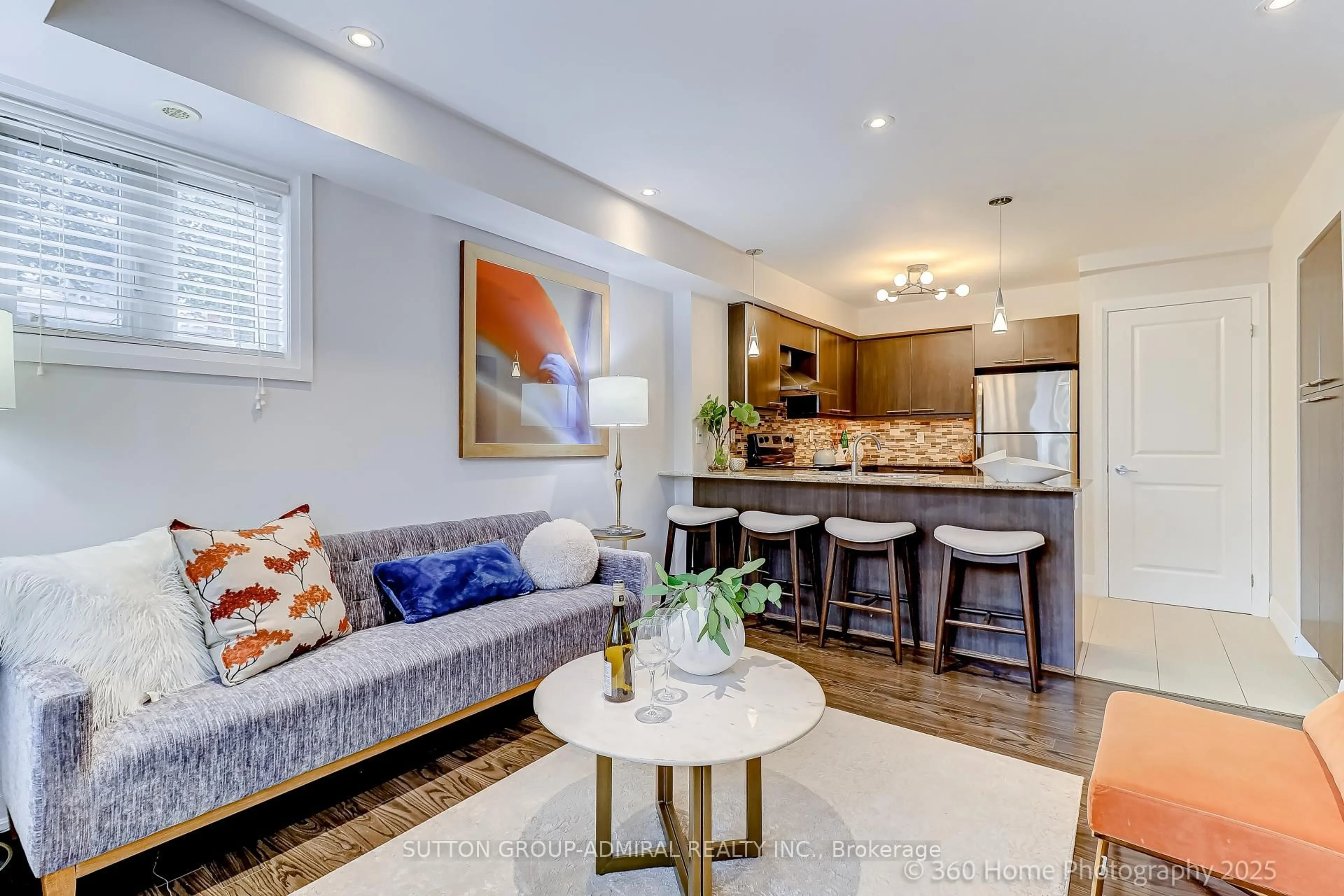 Open concept kitchen, unknown for 326 John St #143, Markham Ontario L3T 0B1