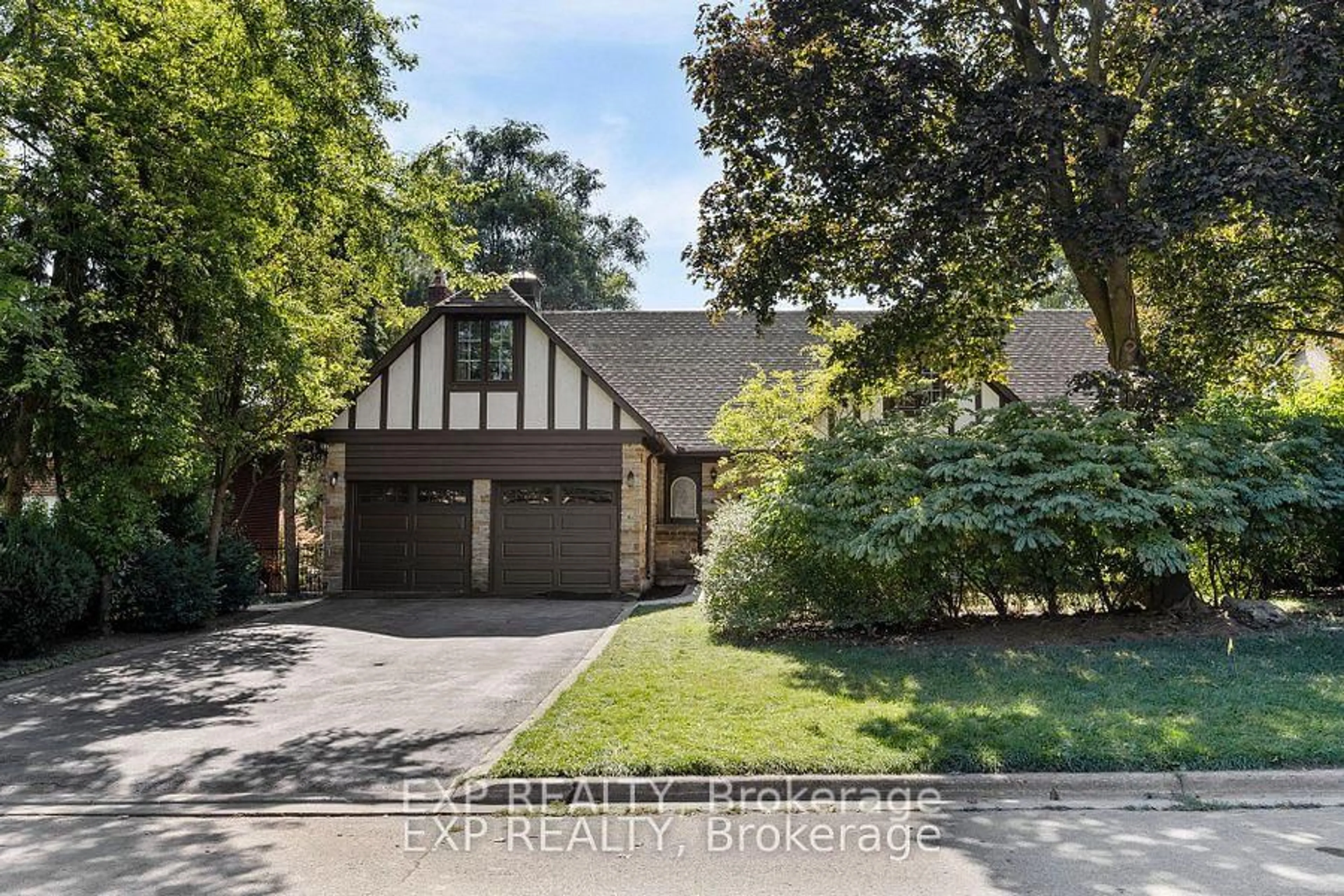 Home with brick exterior material, street for 70 Hemingway Cres, Markham Ontario L3R 2V6