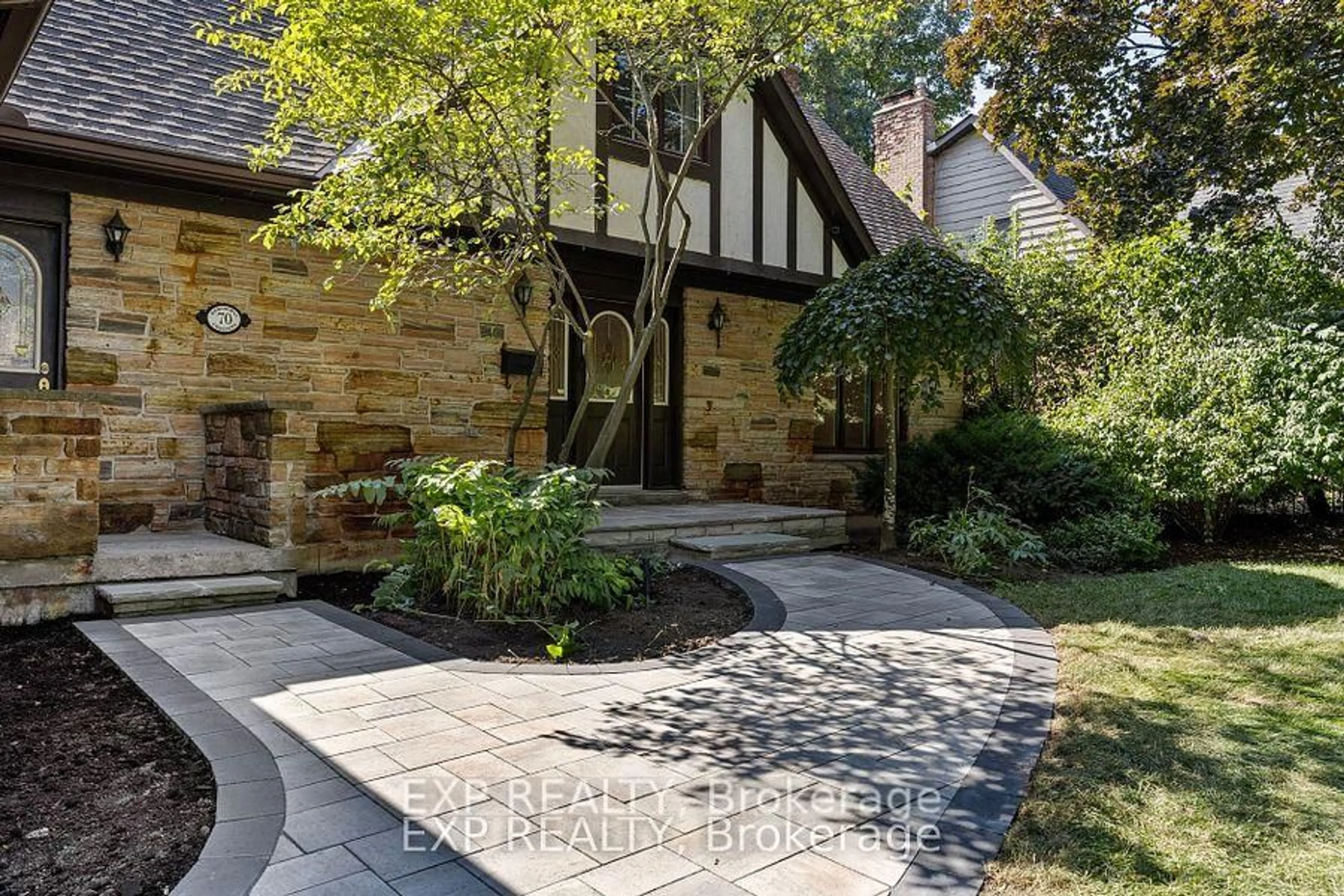 Home with brick exterior material, street for 70 Hemingway Cres, Markham Ontario L3R 2V6