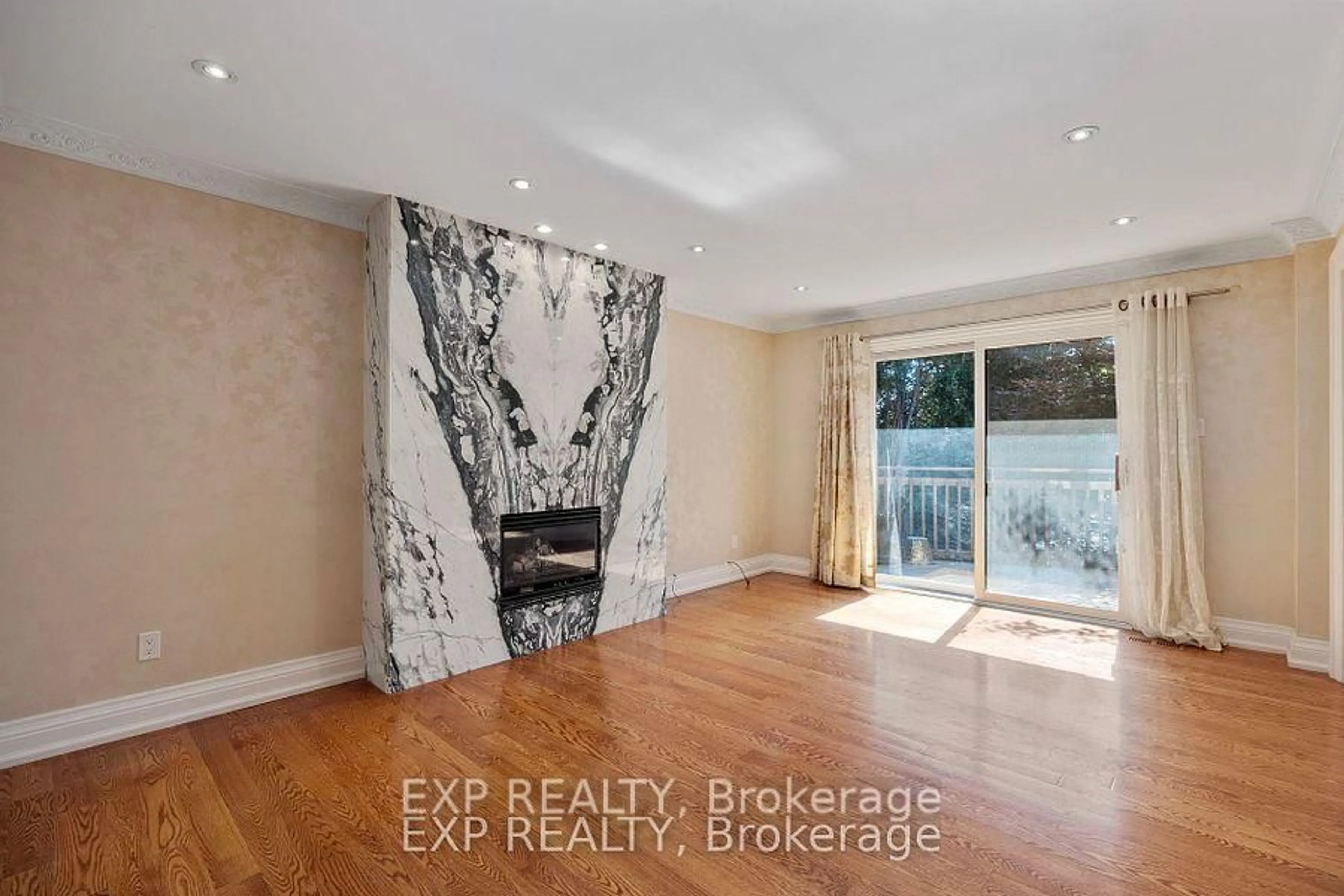 A pic of a room for 70 Hemingway Cres, Markham Ontario L3R 2V6