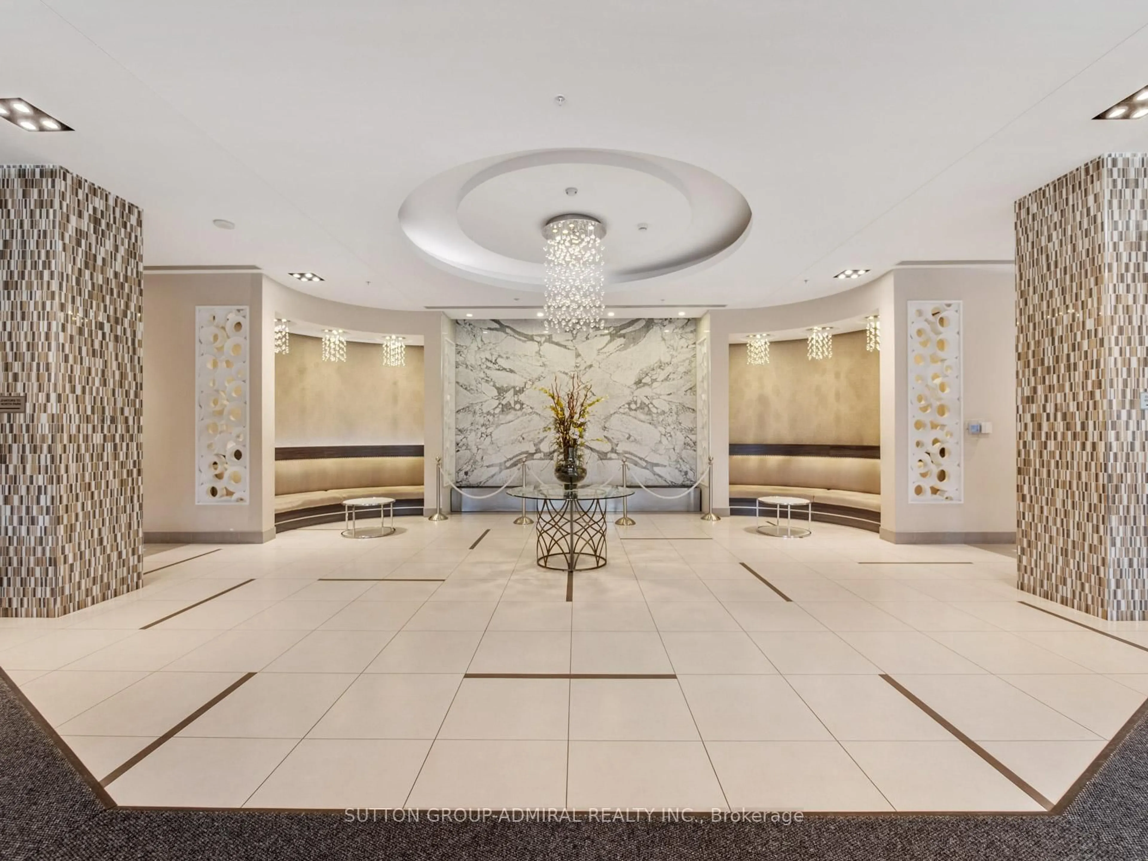 Lobby for 85 North Park Rd #1515, Vaughan Ontario L4J 0H9