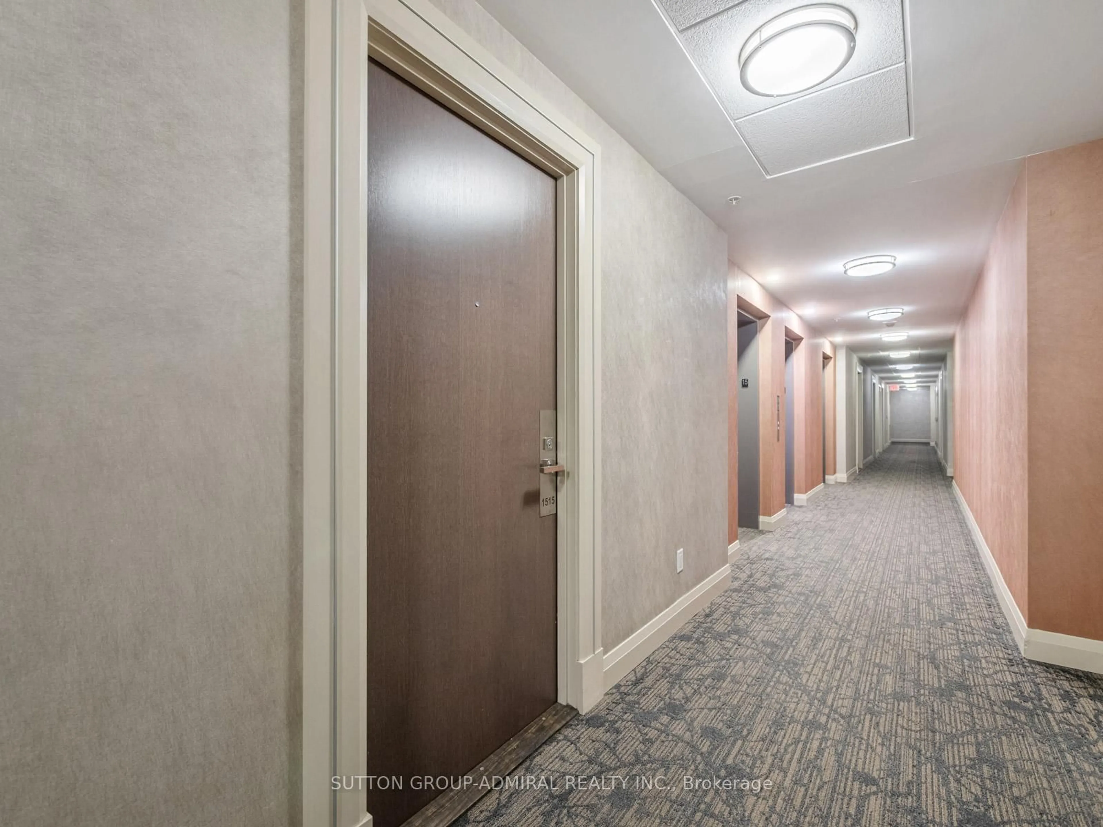 Indoor foyer for 85 North Park Rd #1515, Vaughan Ontario L4J 0H9