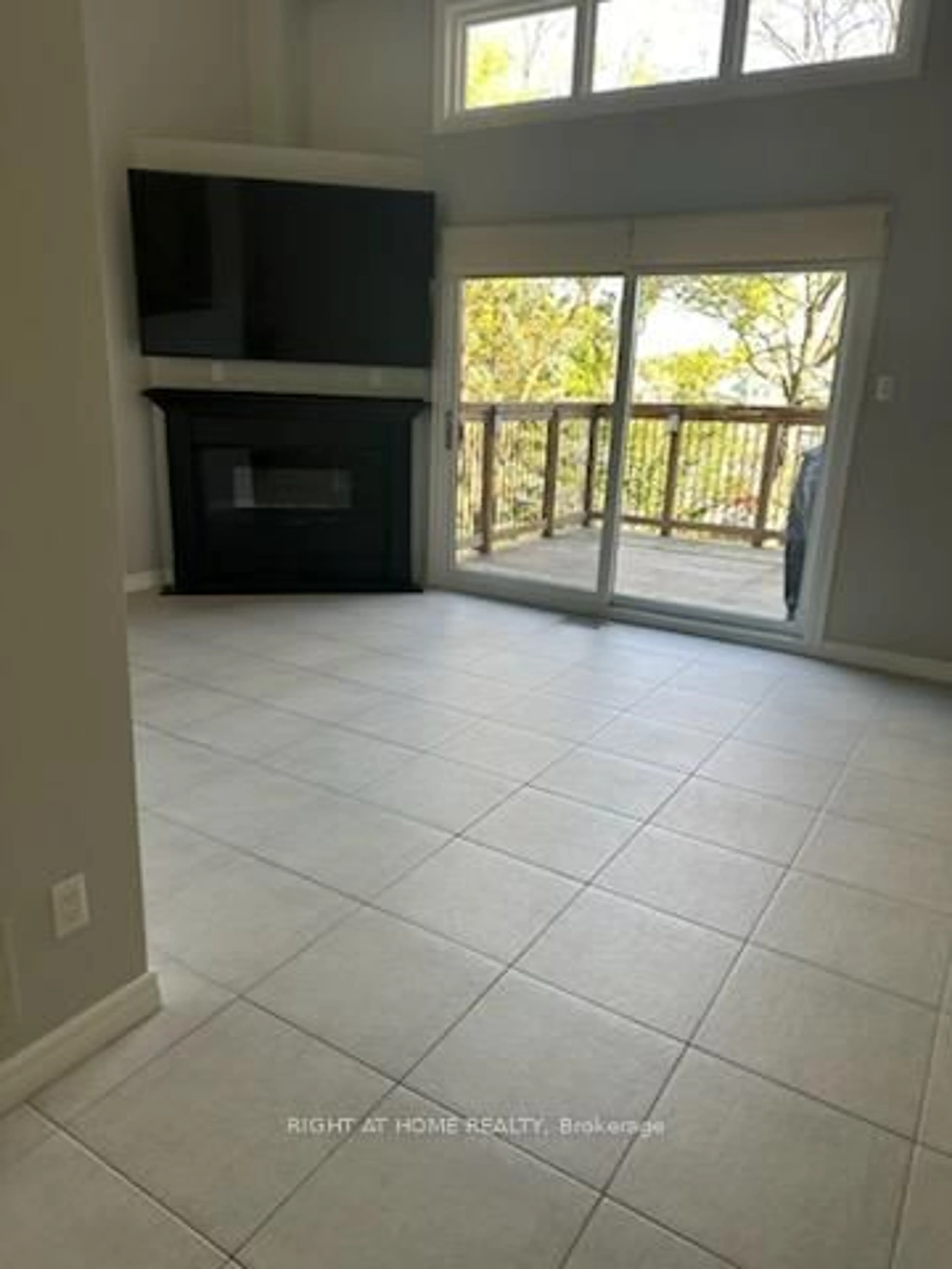 A pic of a room for 37 Old Firehall Lane #17, Vaughan Ontario L4L 8W3