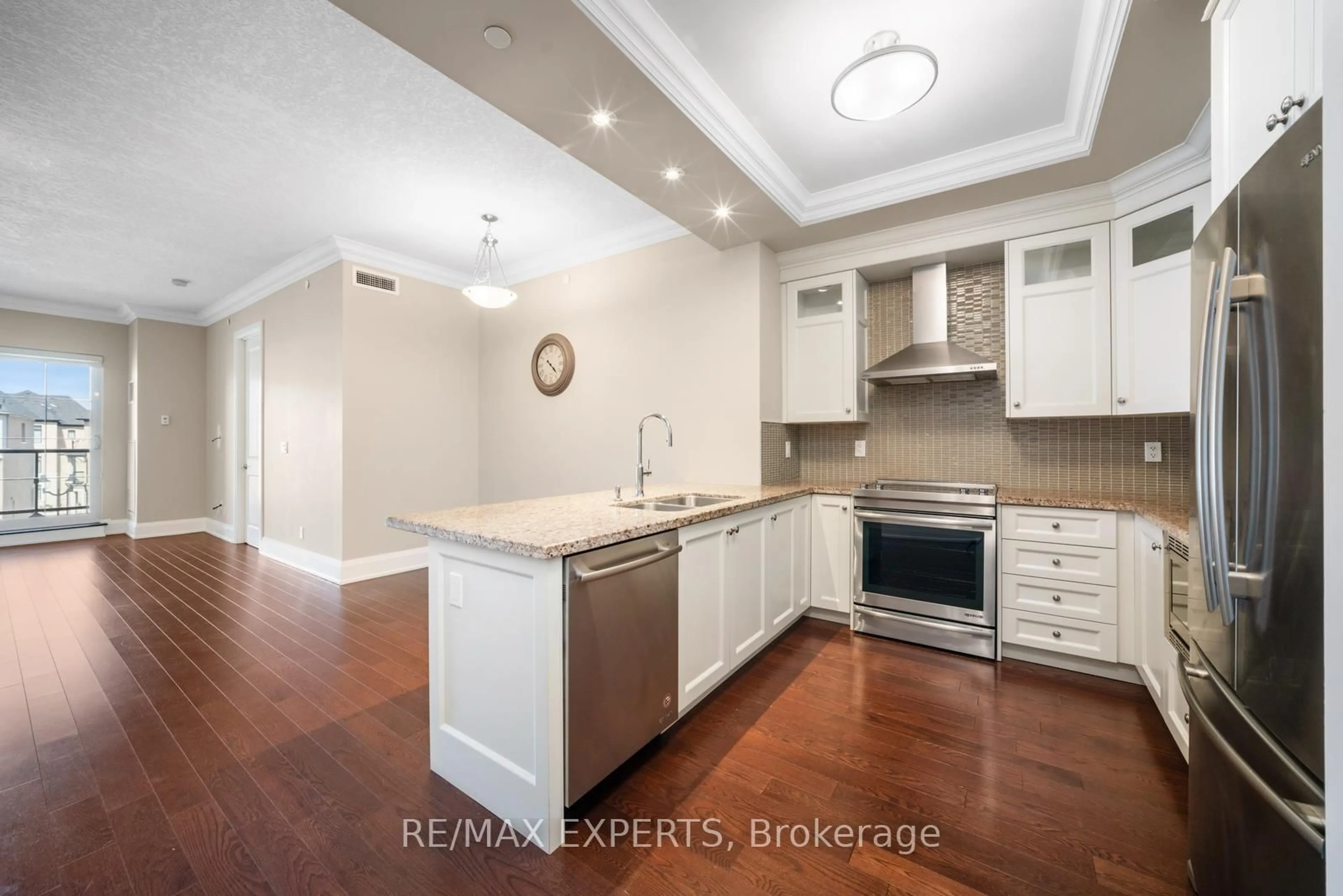 Open concept kitchen, unknown for 9909 Pine Valley Dr #317, Vaughan Ontario L4L 1A6