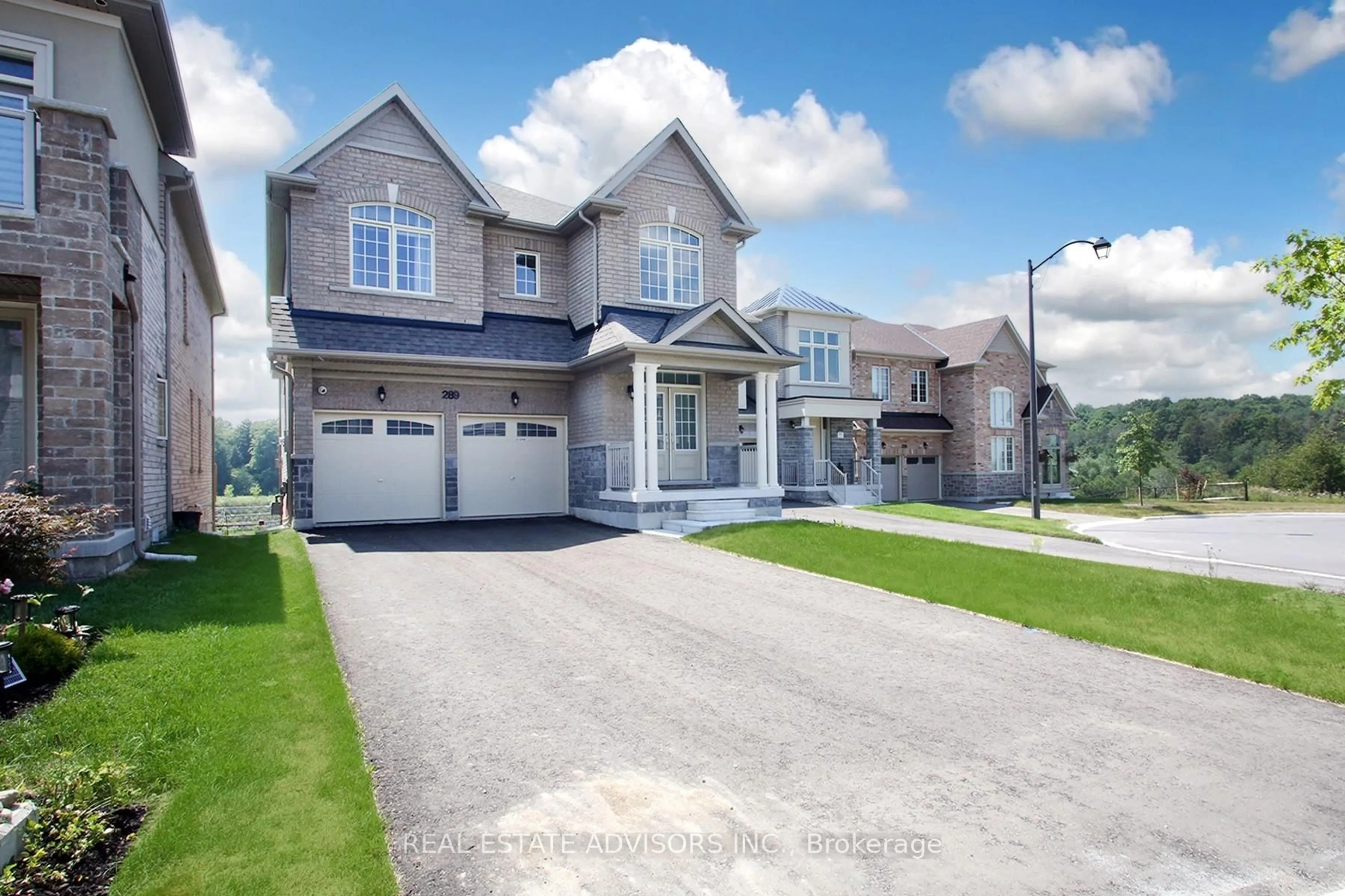 Unknown for 289 Ben Sinclair Ave, East Gwillimbury Ontario L9N 0Z1