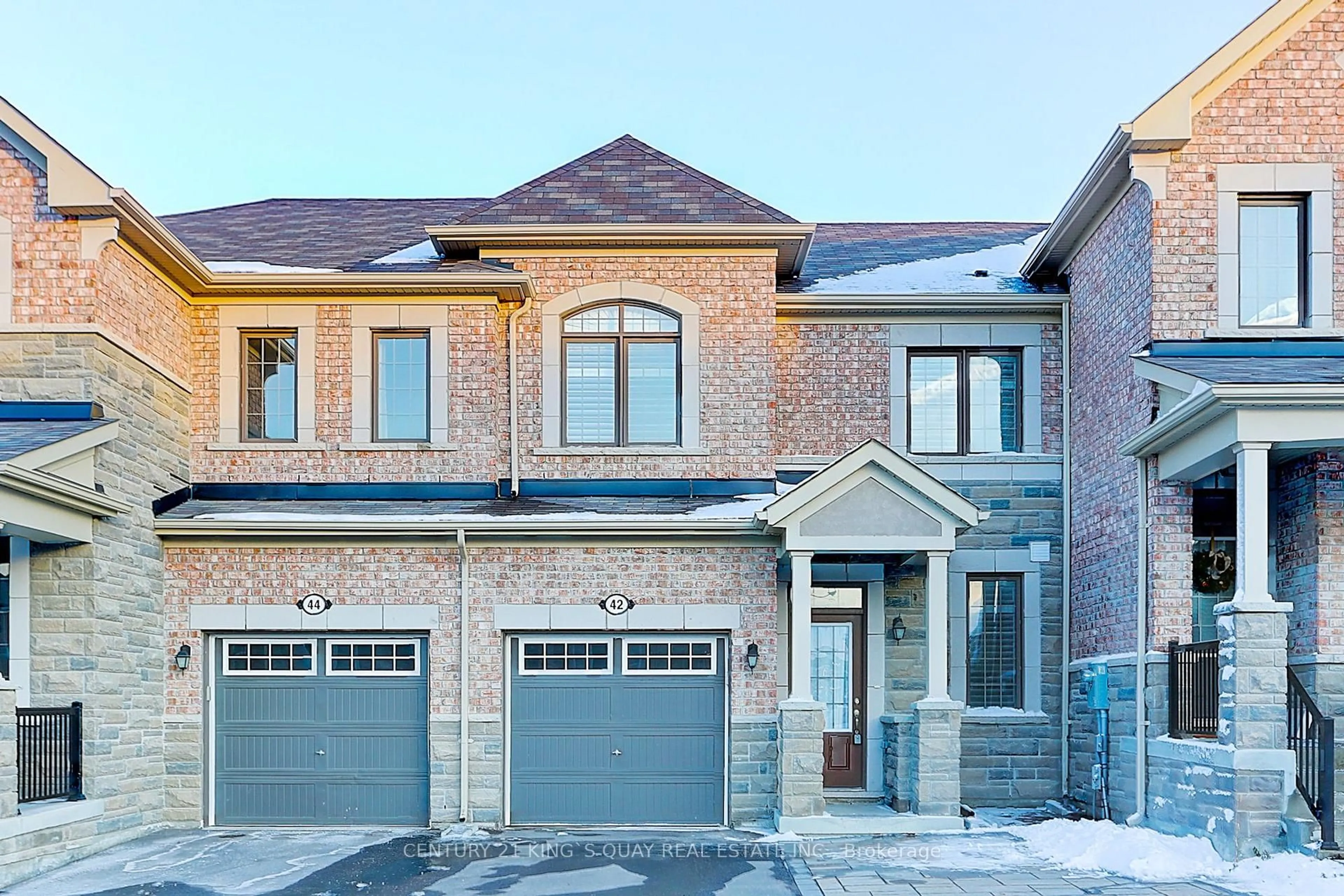 Home with brick exterior material, street for 42 Hartney Dr, Richmond Hill Ontario L4S 0J8