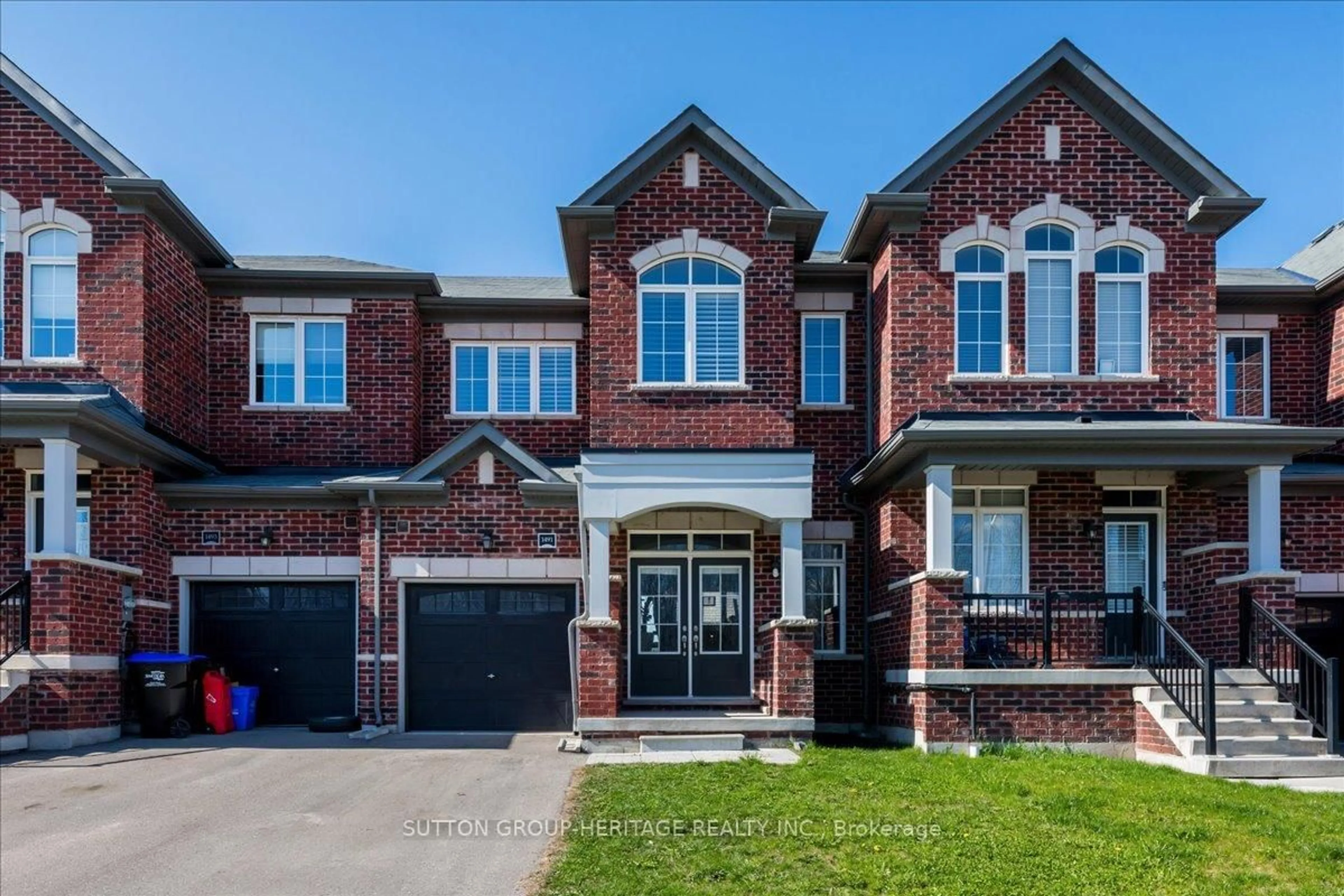 Home with brick exterior material, street for 1491 Farrow Cres, Innisfil Ontario L9S 0L6