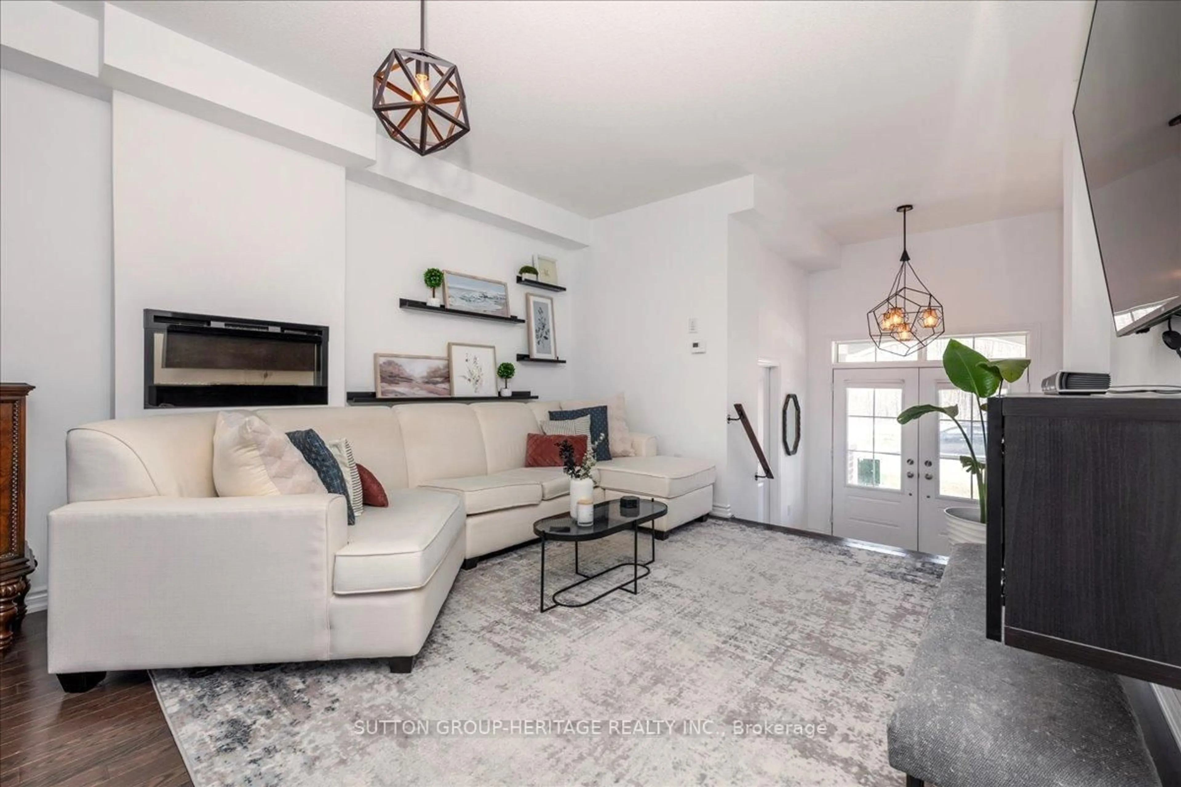 Living room with furniture, unknown for 1491 Farrow Cres, Innisfil Ontario L9S 0L6