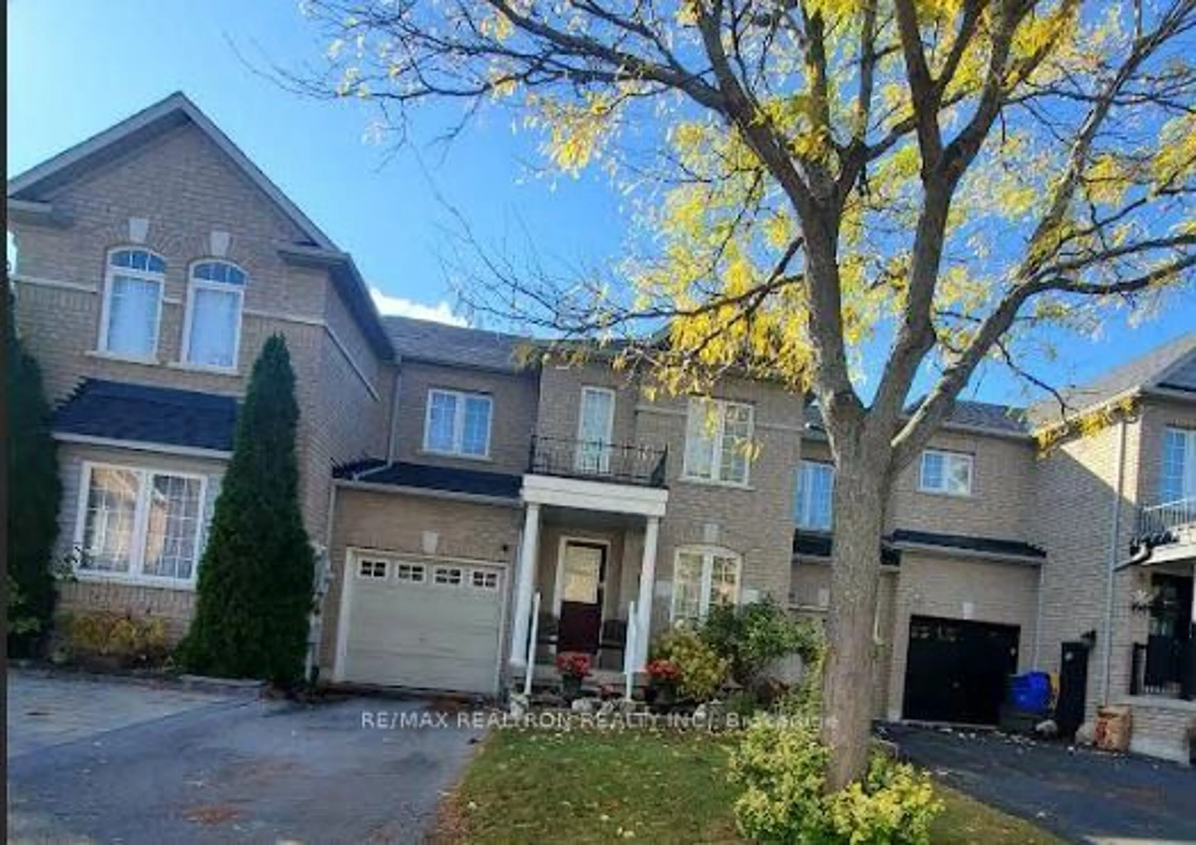 Unknown for 144 Matthew Boyd Cres, Newmarket Ontario L3X 3C6