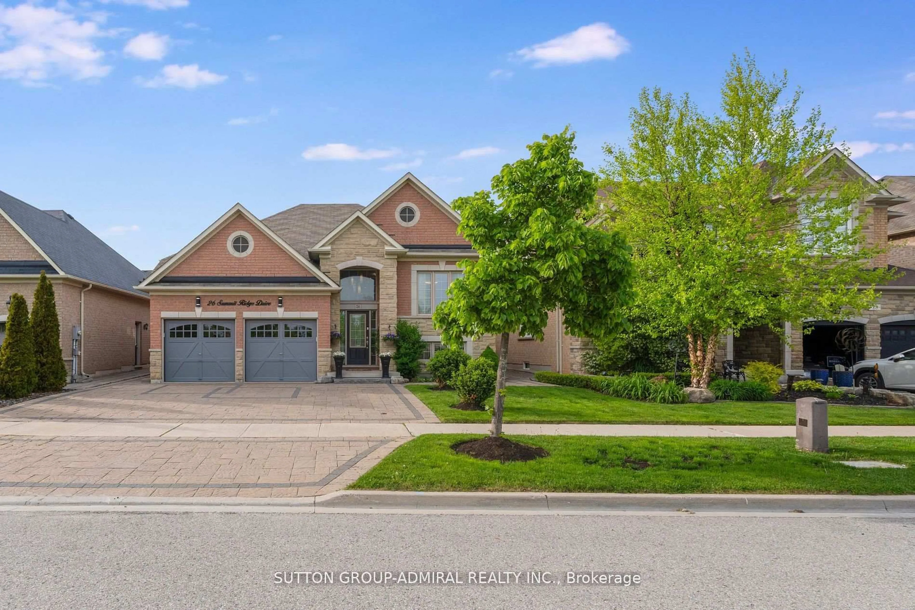 Home with brick exterior material, street for 26 Summit Ridge Dr, King Ontario L0G 1T0