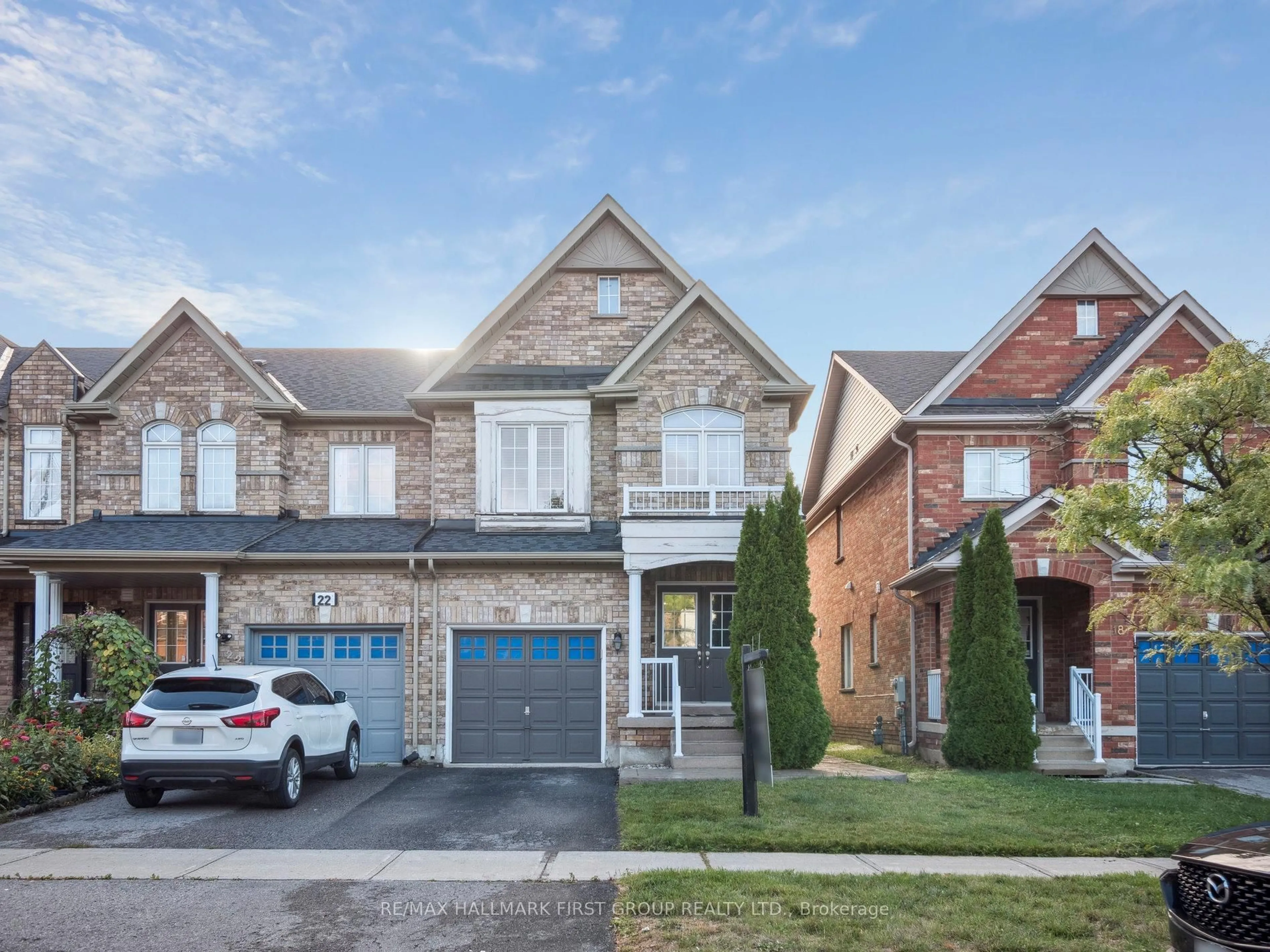 Home with brick exterior material, street for 20 Crestbank Crt, Vaughan Ontario L6A 0B2