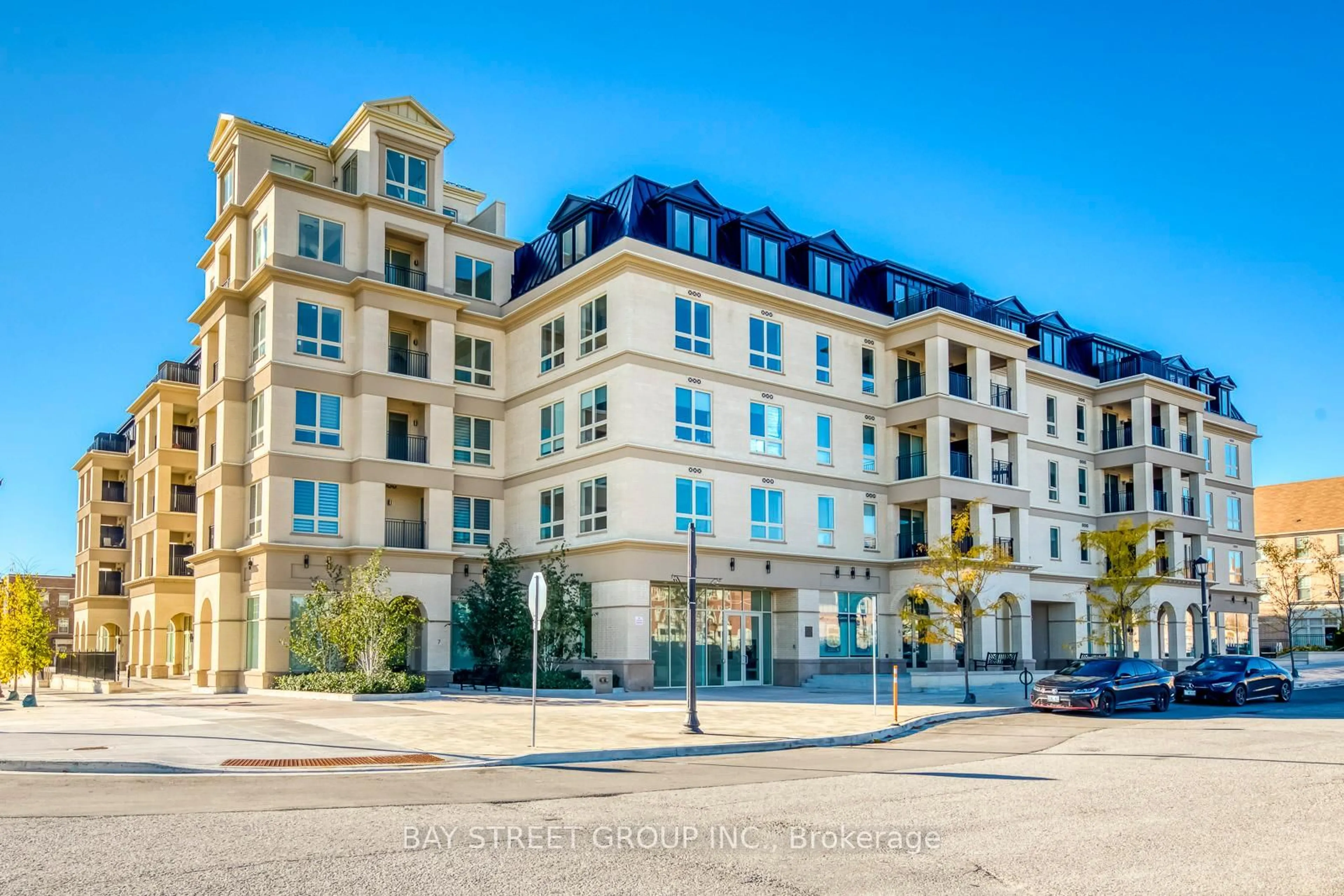 Unknown for 101 Cathedral High St #327, Markham Ontario L6C 3L8