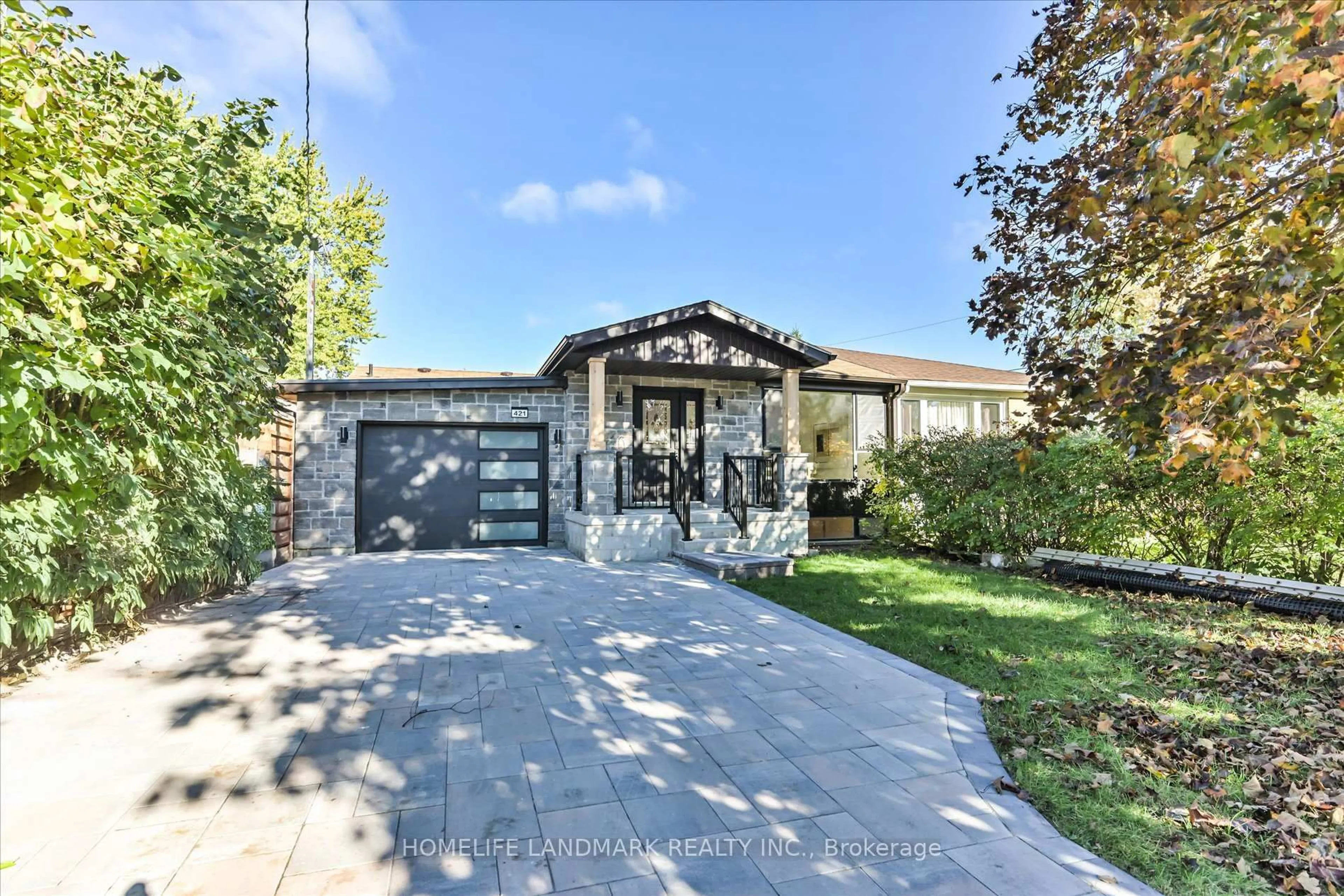 Home with brick exterior material, street for 421 Browndale Cres, Richmond Hill Ontario L4C 3H9