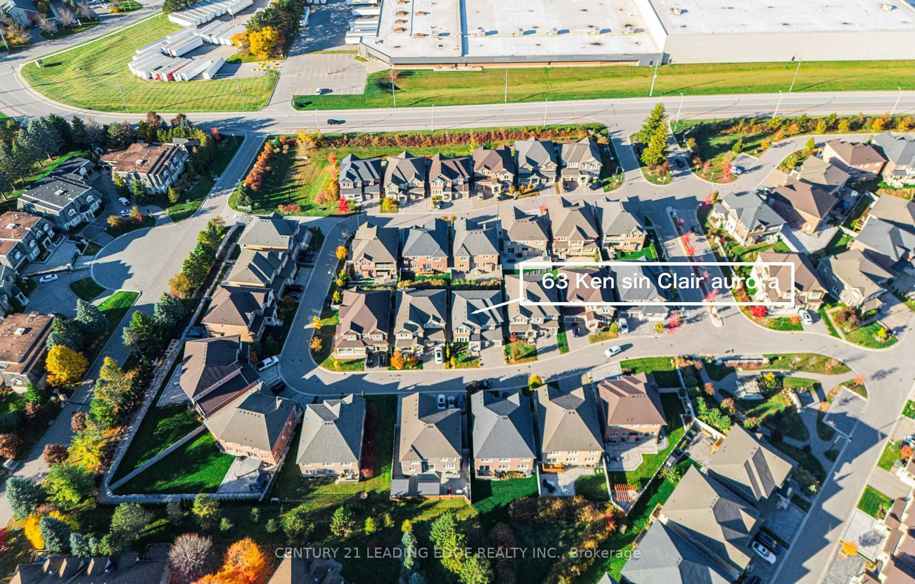 A pic from outside/outdoor area/front of a property/back of a property/a pic from drone, street for 63 Ken Sinclair Cres, Aurora Ontario L4G 3J1