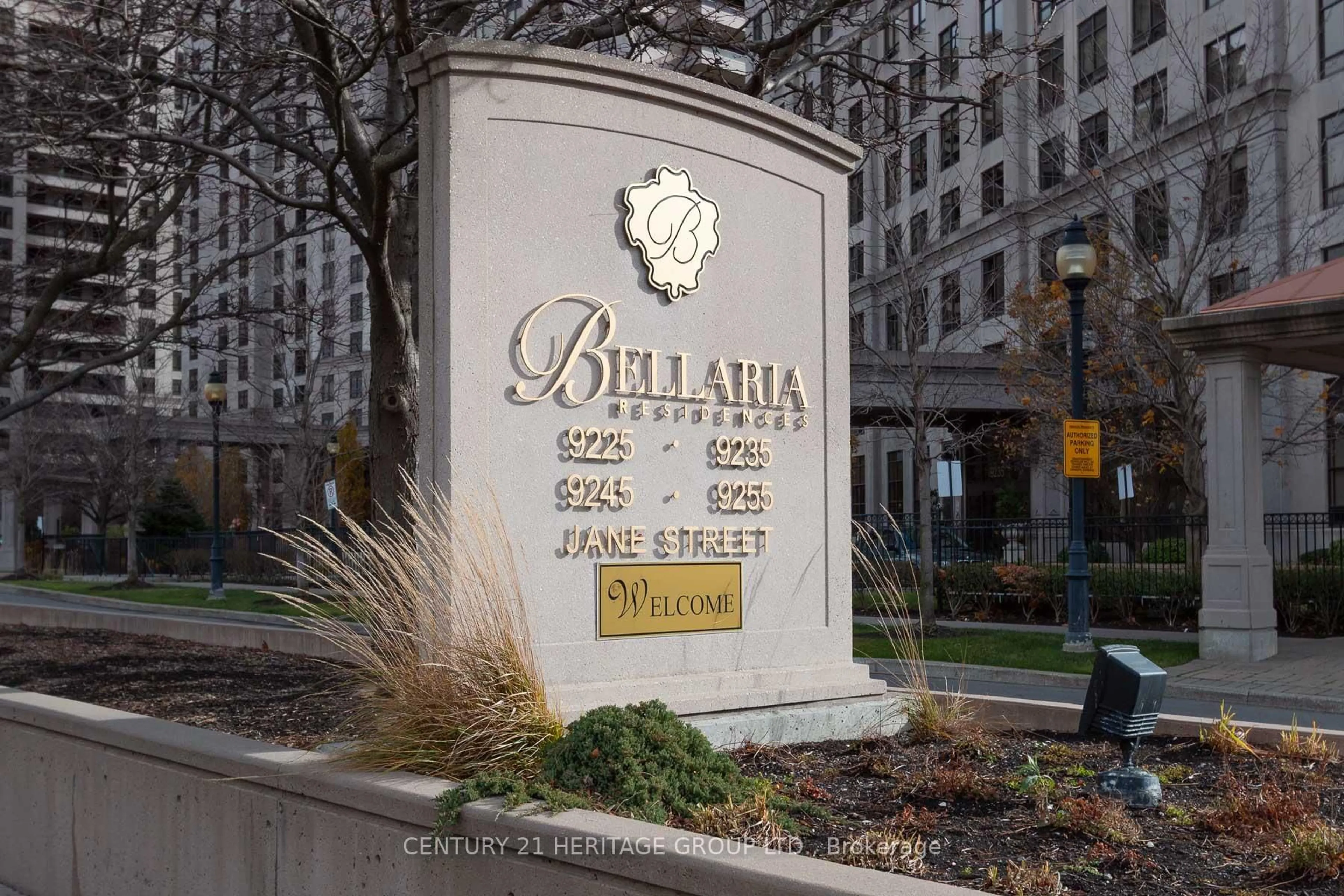 Unknown for 9245 Jane St #615, Vaughan Ontario L6A 0J9