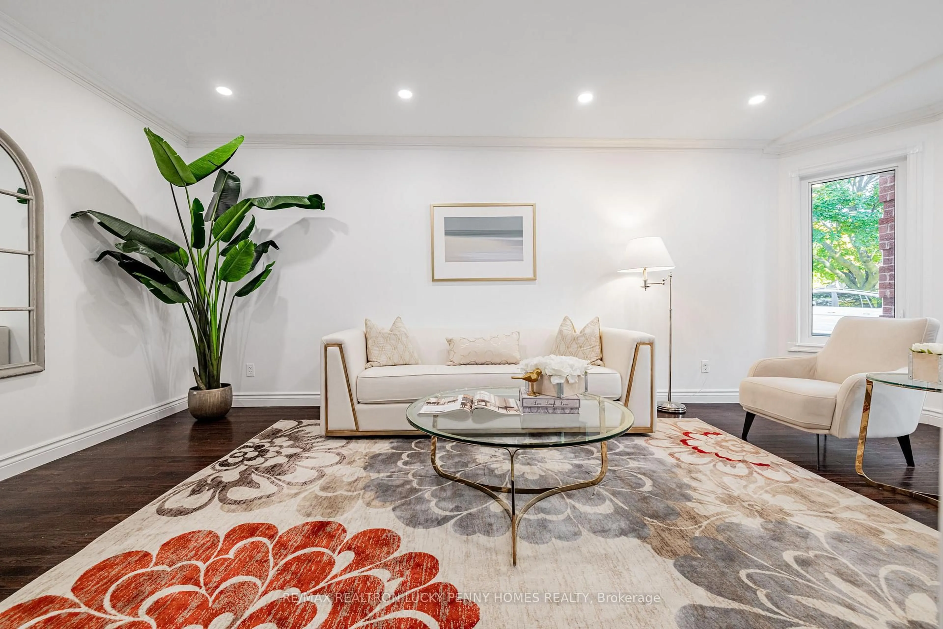 Living room with furniture, unknown for 8 Hallam Rd, Markham Ontario L3P 5Y4